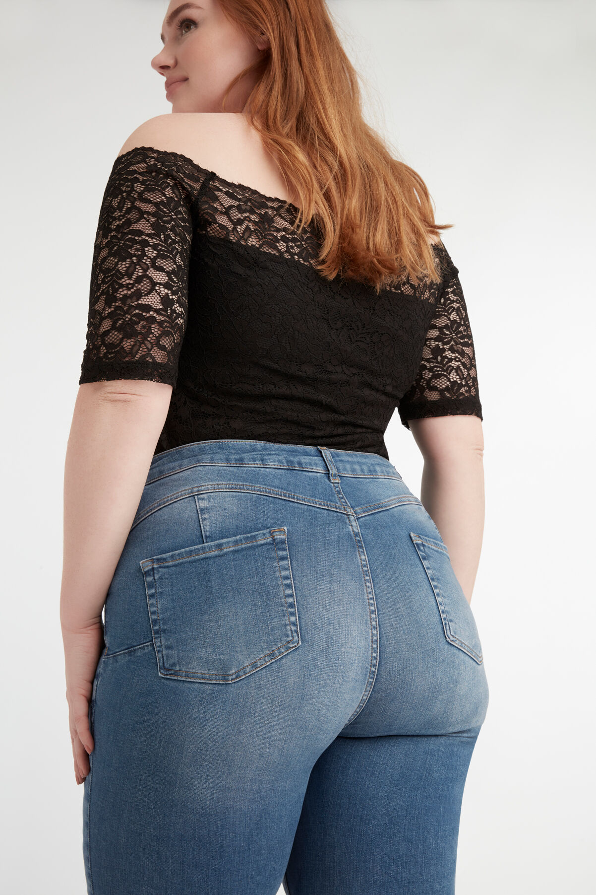 Magic Simplicity LIFTS jeans image number 5