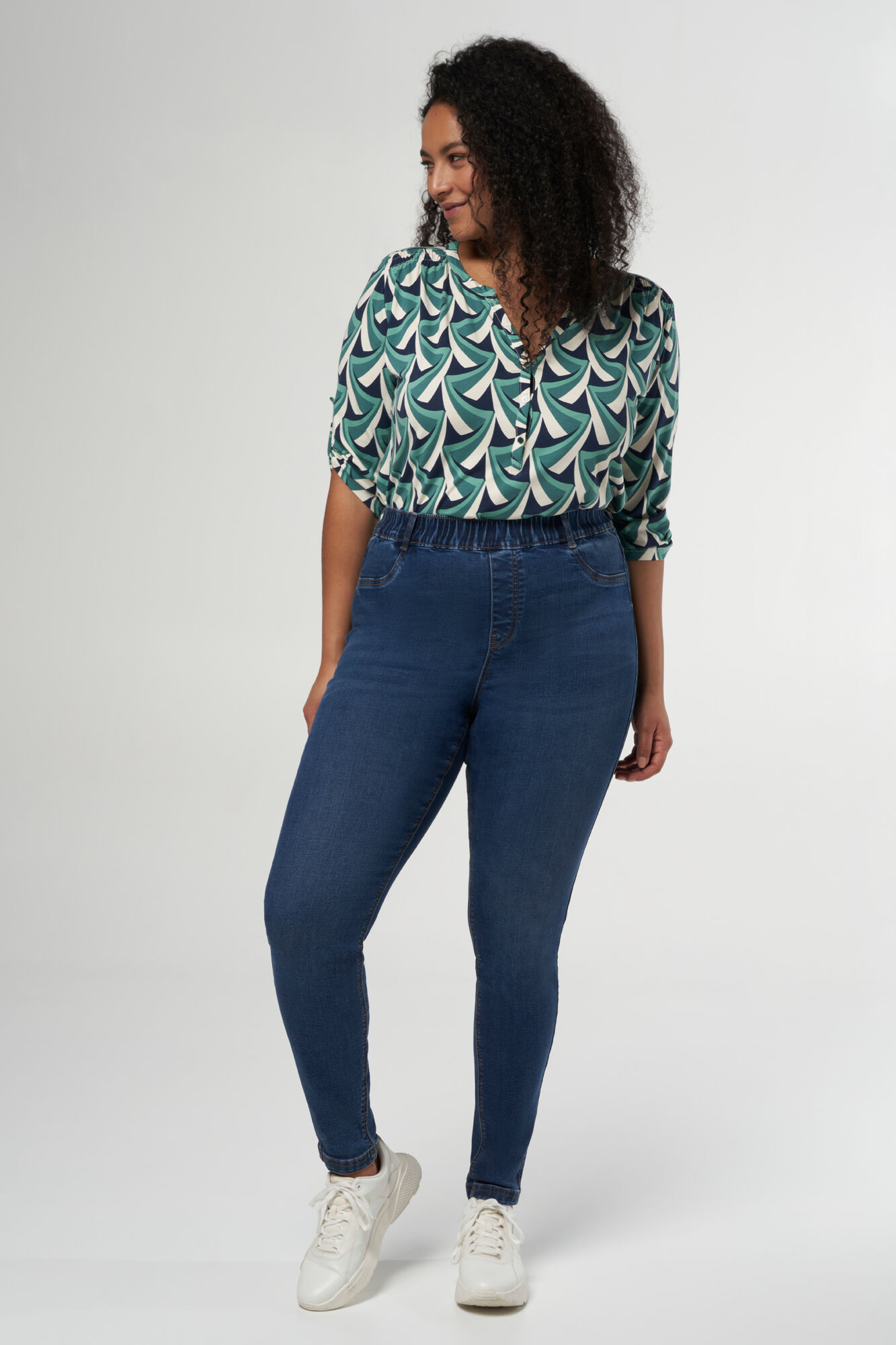 Tregging met denim look image number 6