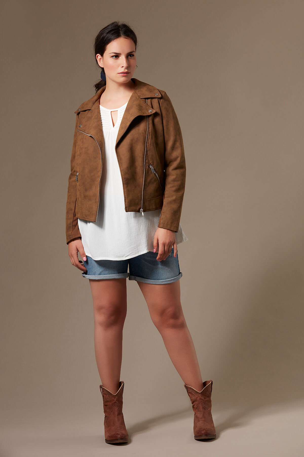 Imitatiesu&egrave;de jasje image number 4