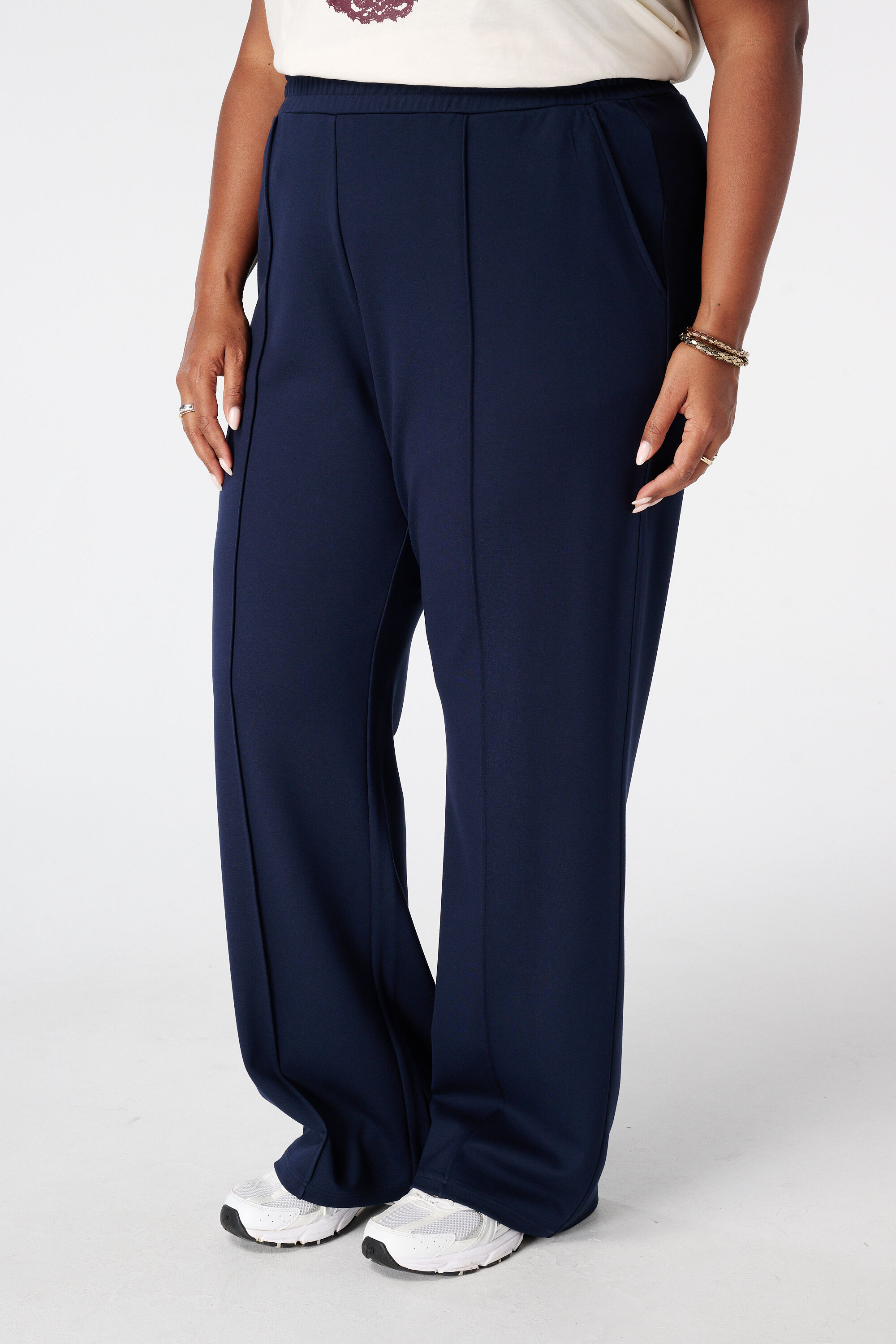 Wide leg pantalon met elastische taille image number 5