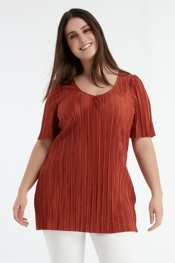 Pliss&eacute; top