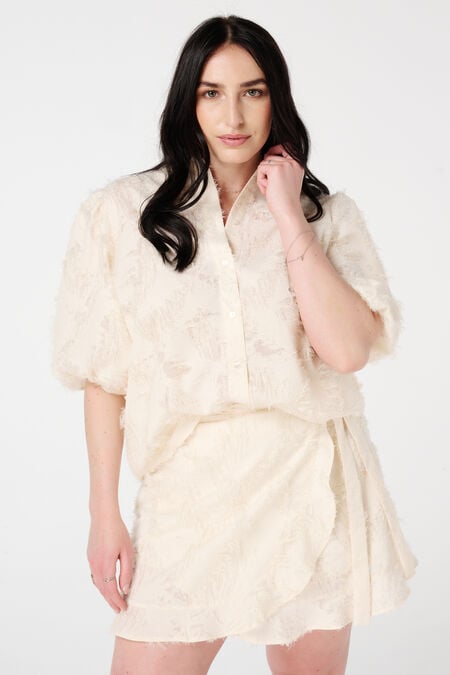 Blouse met structuur en ballonmouwen Blouse met structuur en ballonmouwen