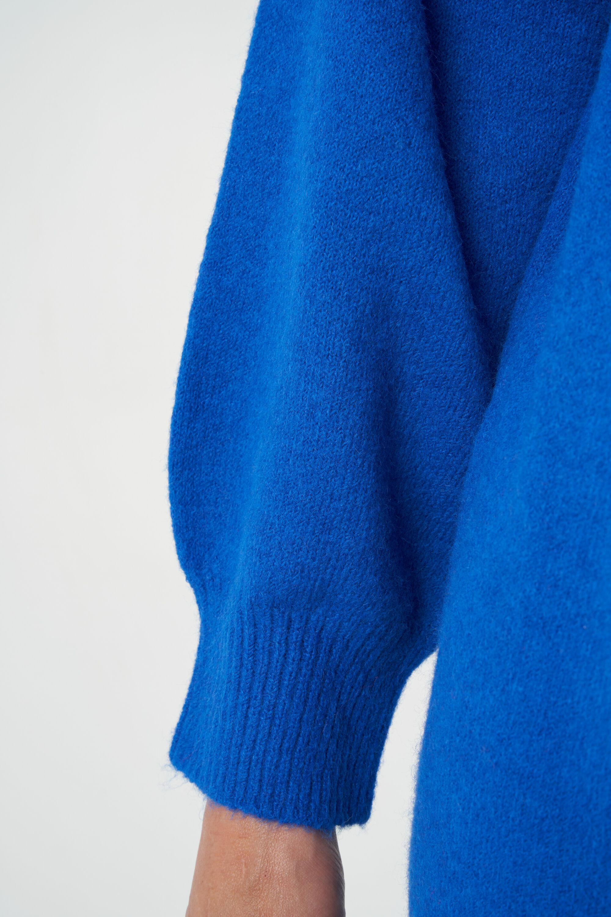 Fijngebreide midi jurk image number 4