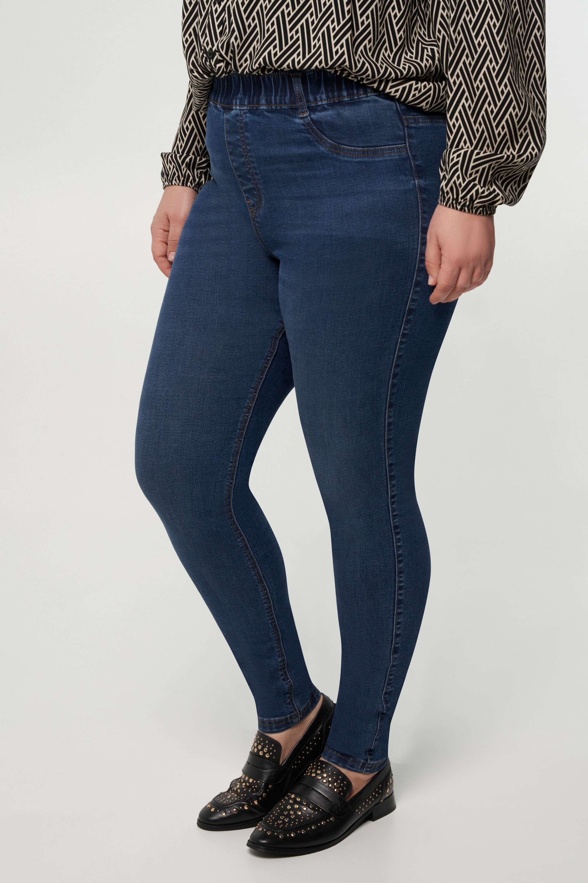 Poppy tregging 30 image number 5