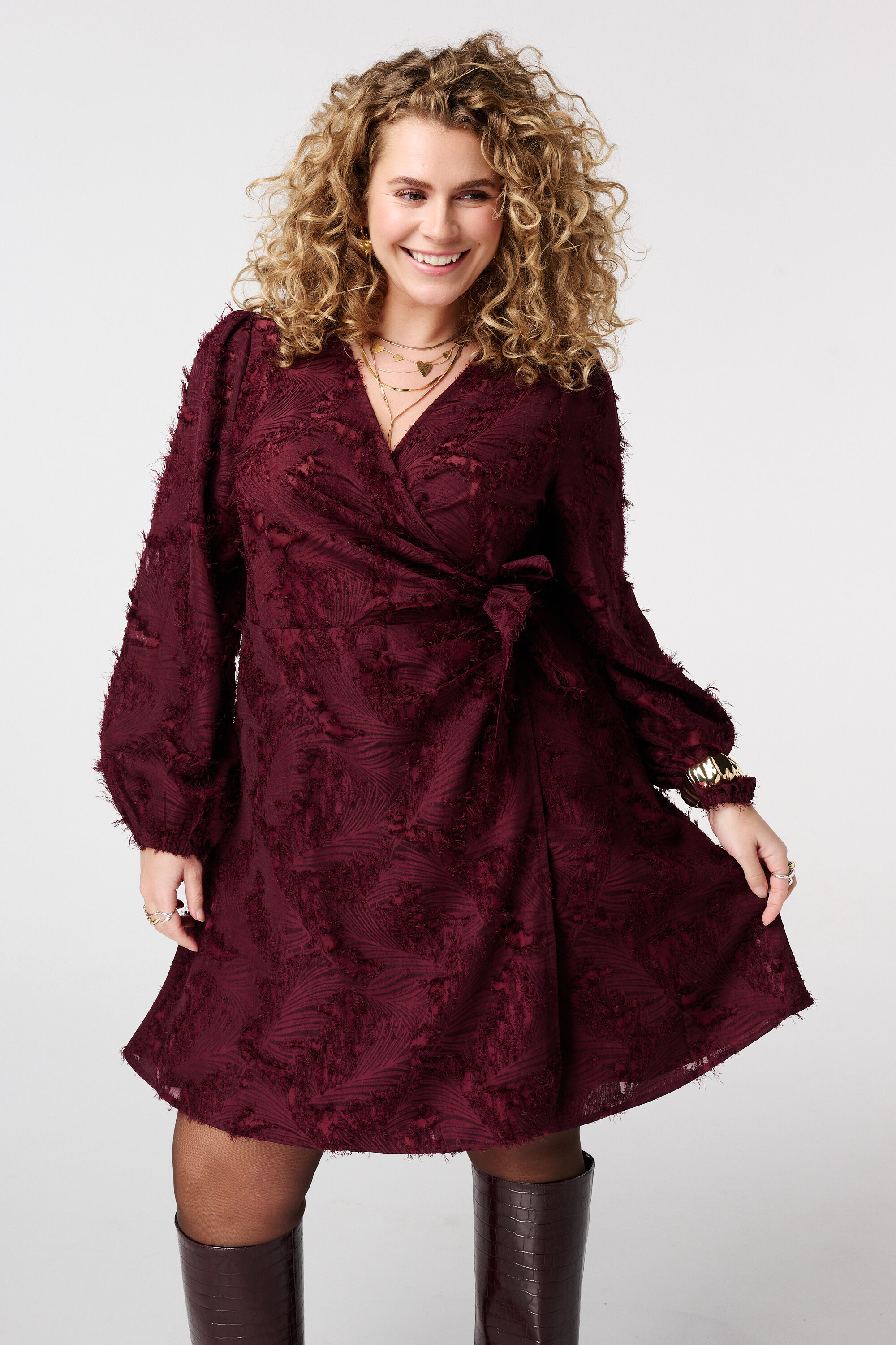 Jurk met kantstructuur en overslaglook image number 5