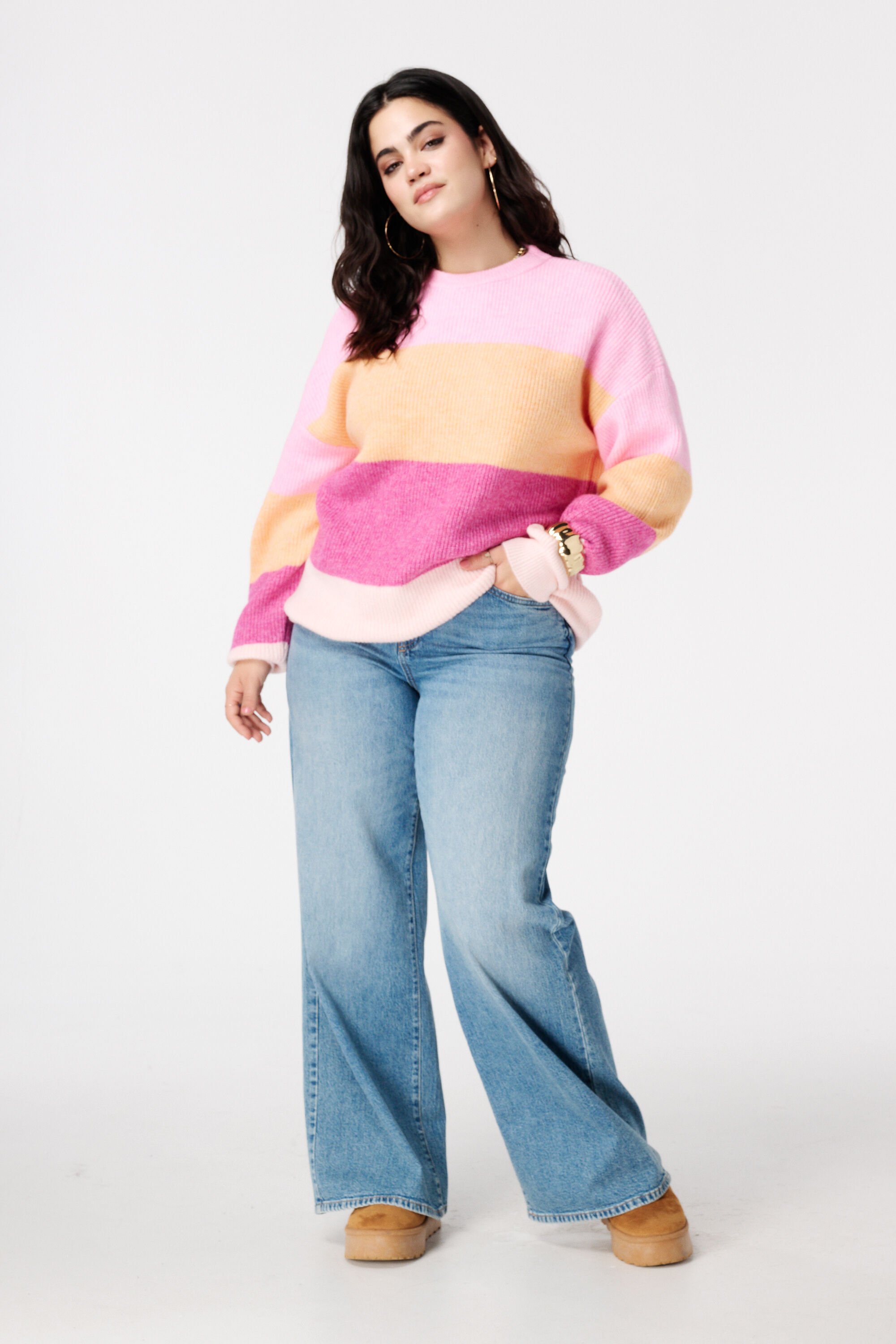 Gebreide trui met uitlopende mouwen image number 5