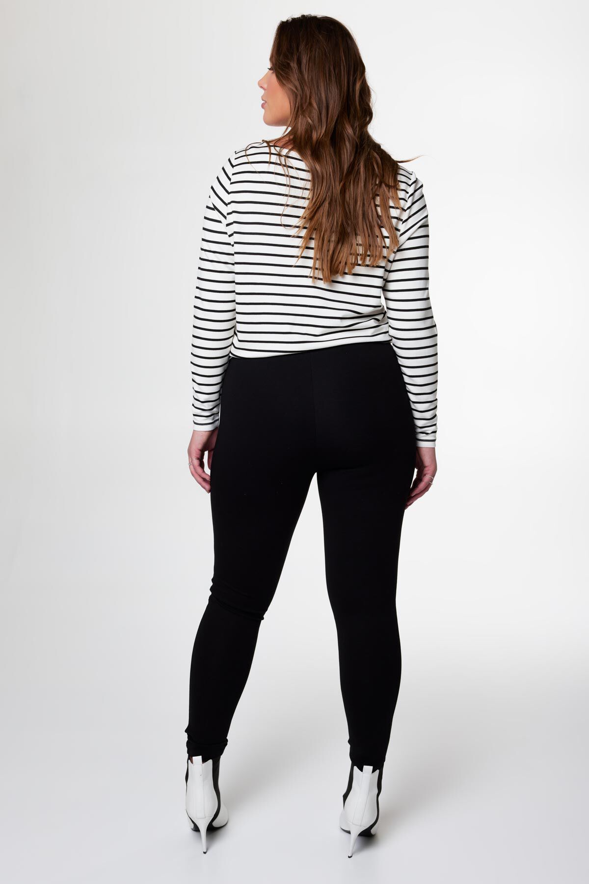 Tregging met knopen image number 3