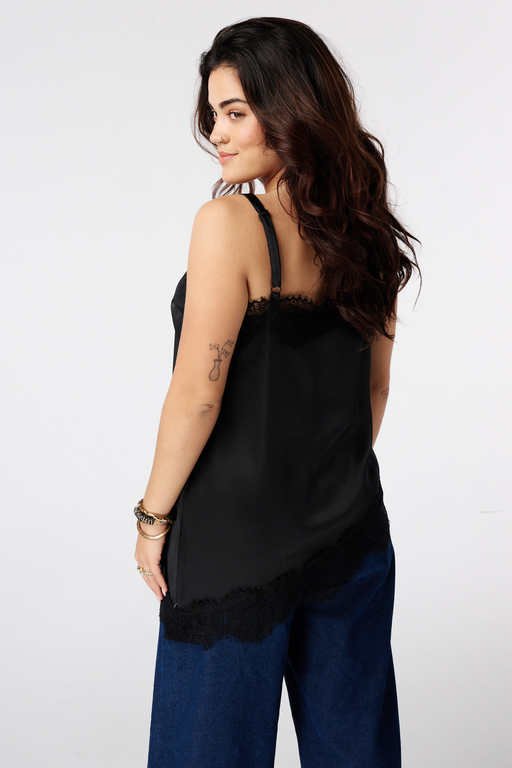 A-symmetrische blouse met kant image number 3