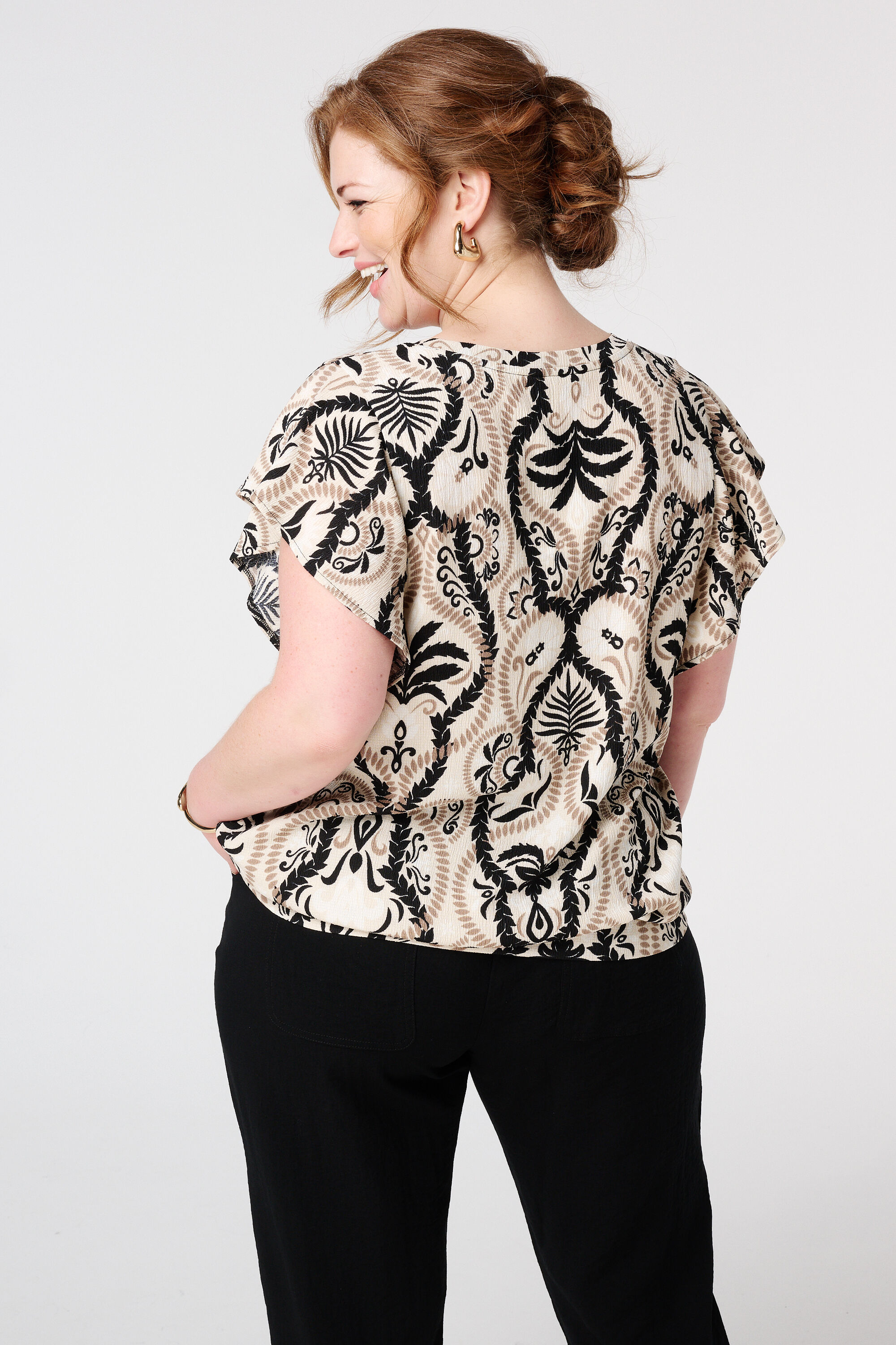 Top met structuur en kapmouwtje image number 3