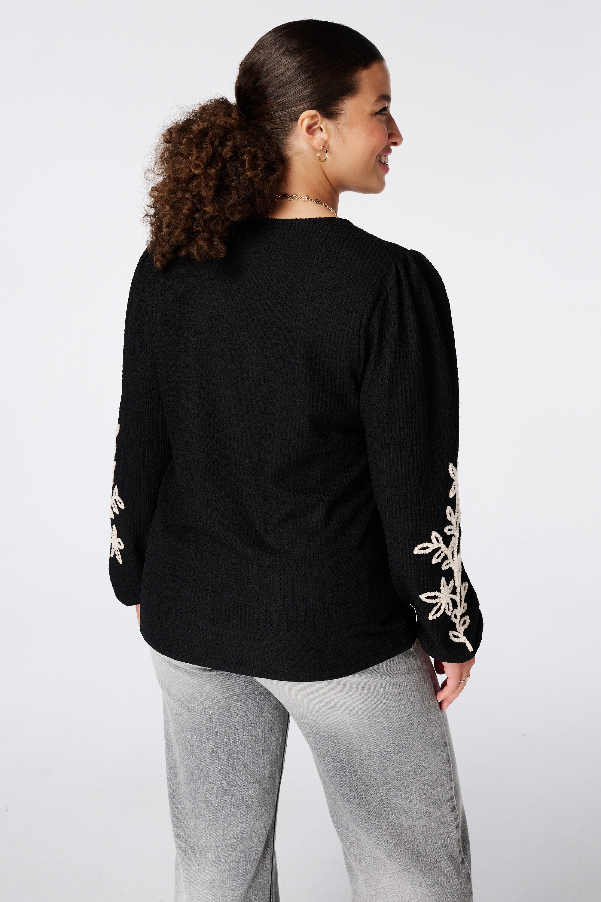 Top met borduursel image number 3