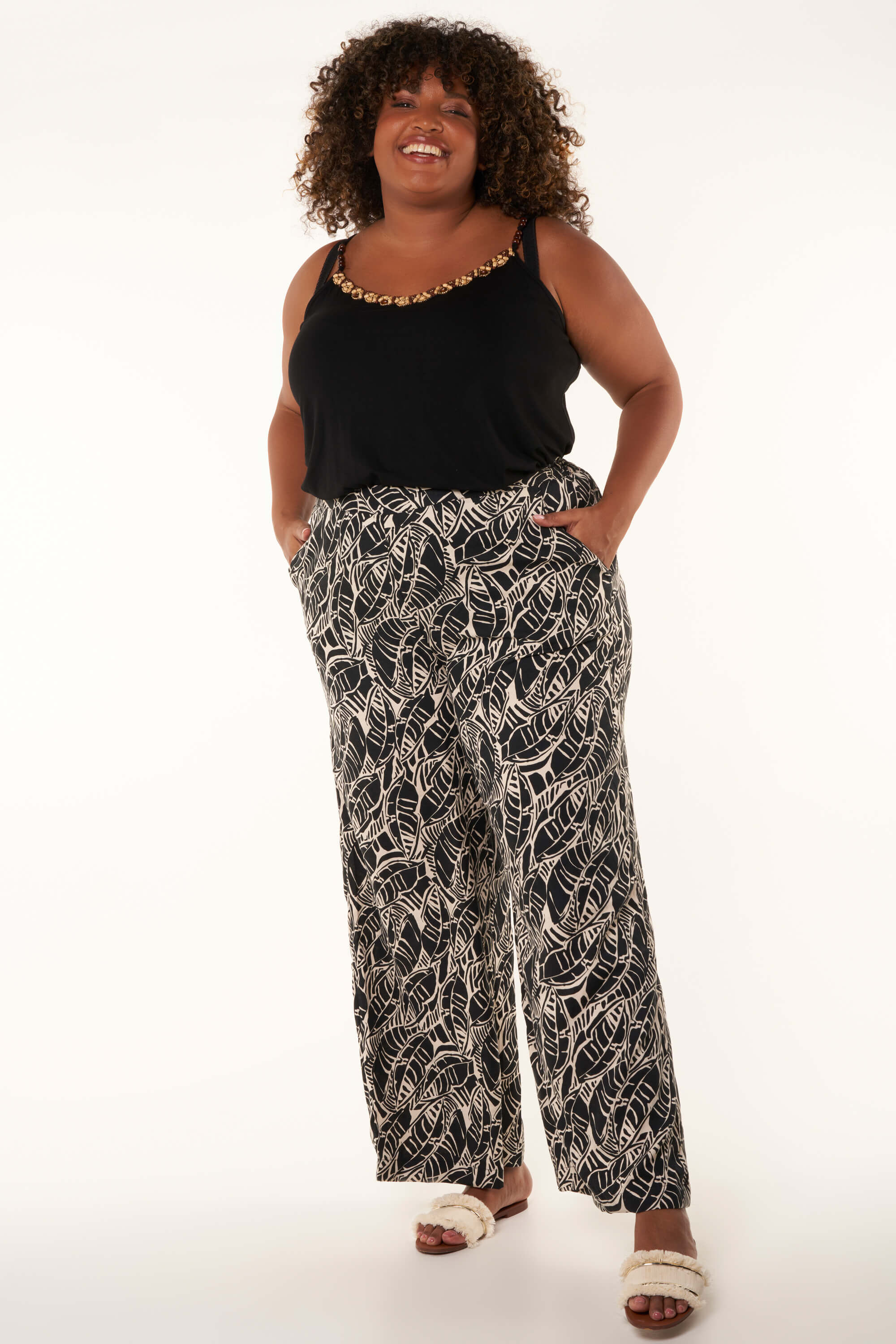 Broek met wijde pijpen image number 5