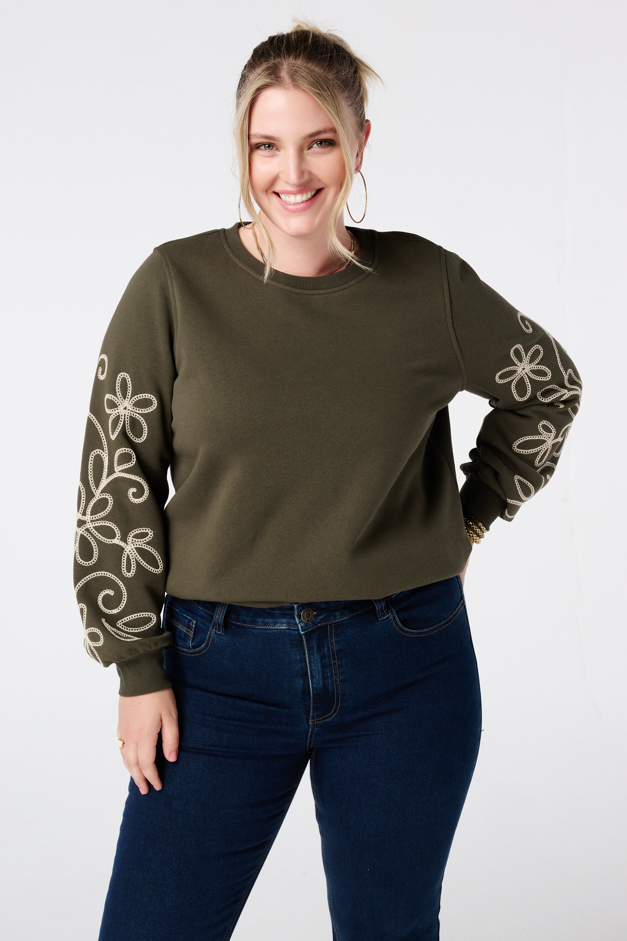 Sweater met broderie details