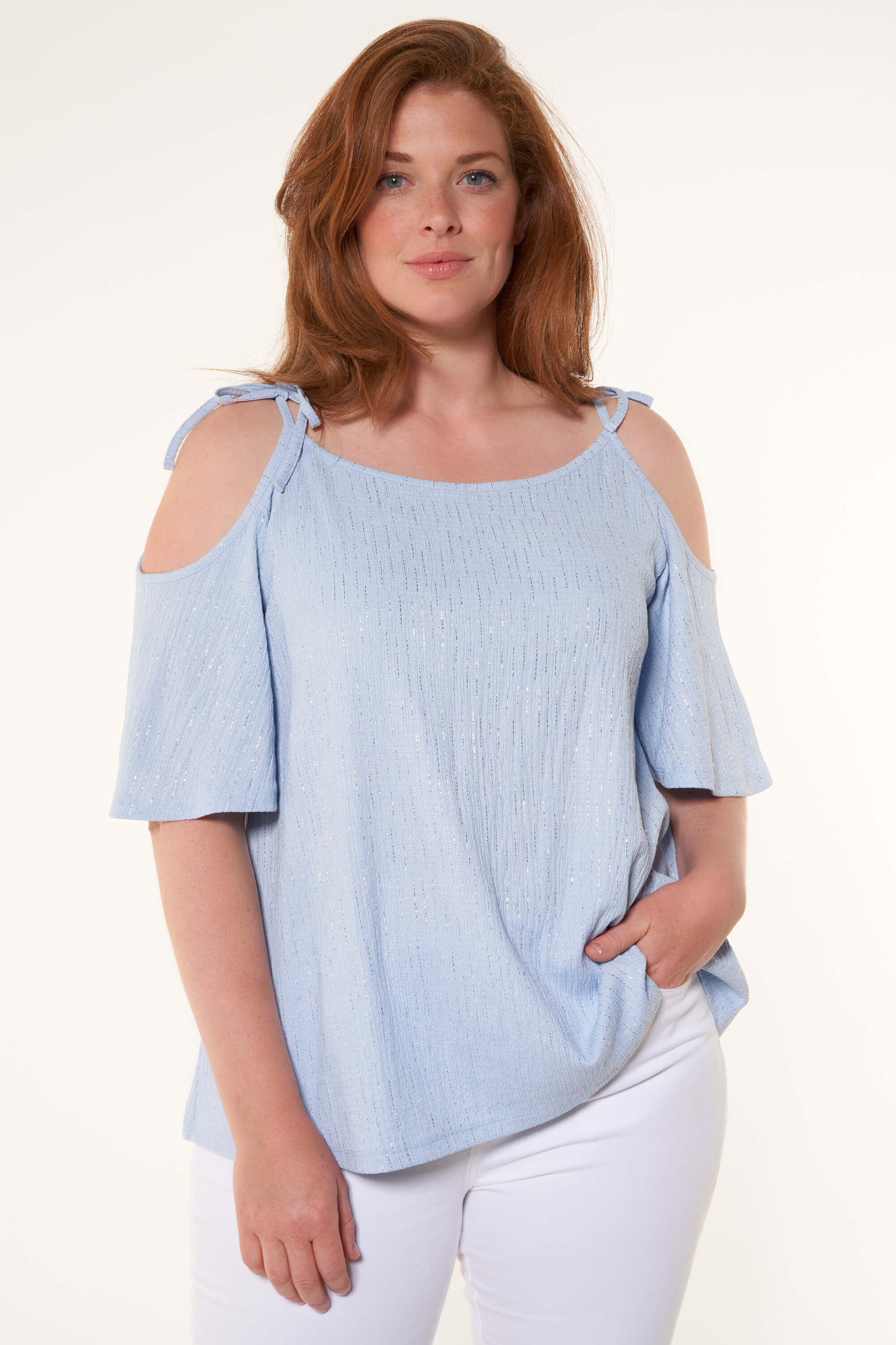 Cold shoulder top image number 5