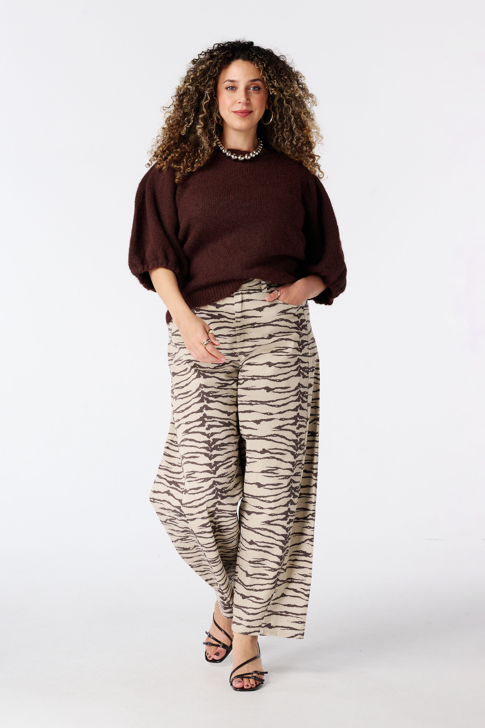 Barrel jeans met zebra print image number 0