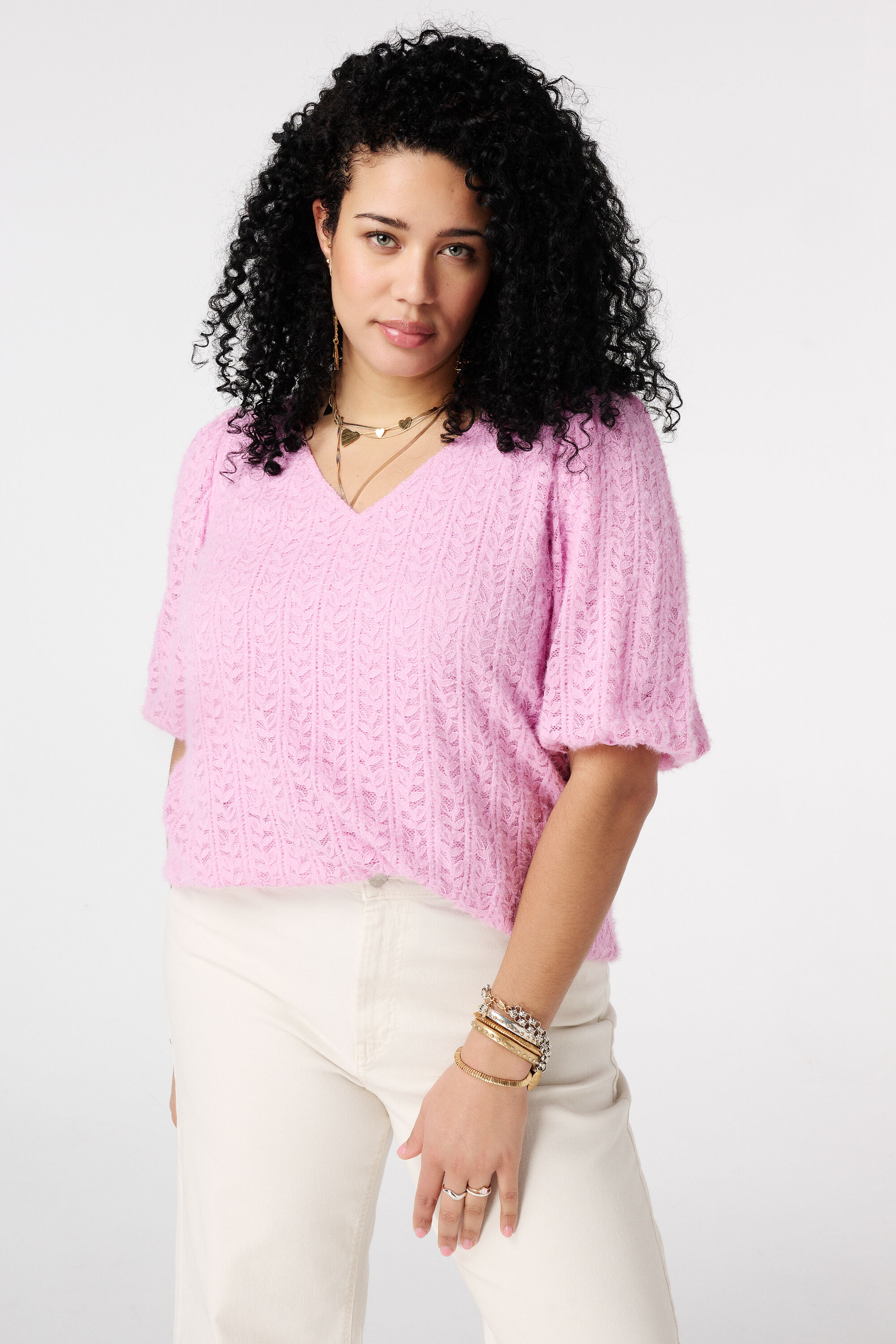 Kanten top met pofmouwen