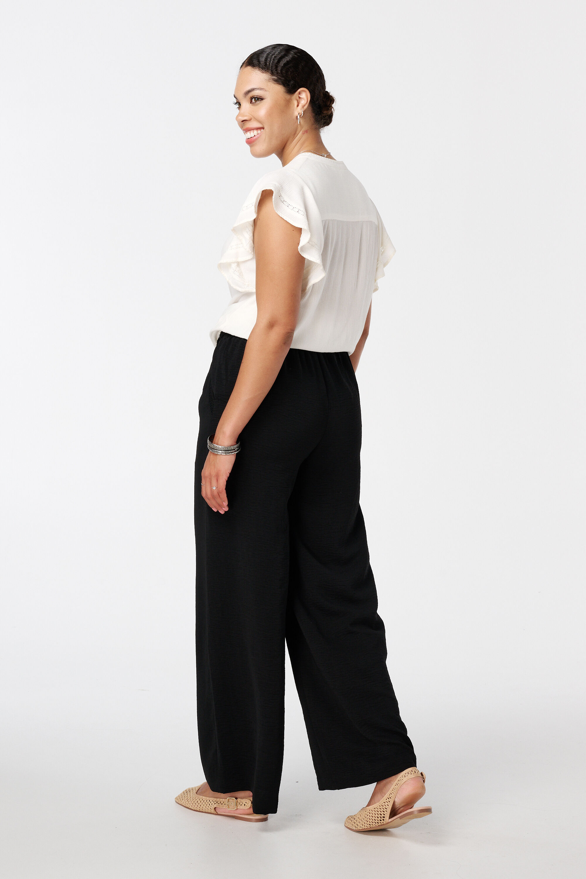 Rechtvallende broek image number 3