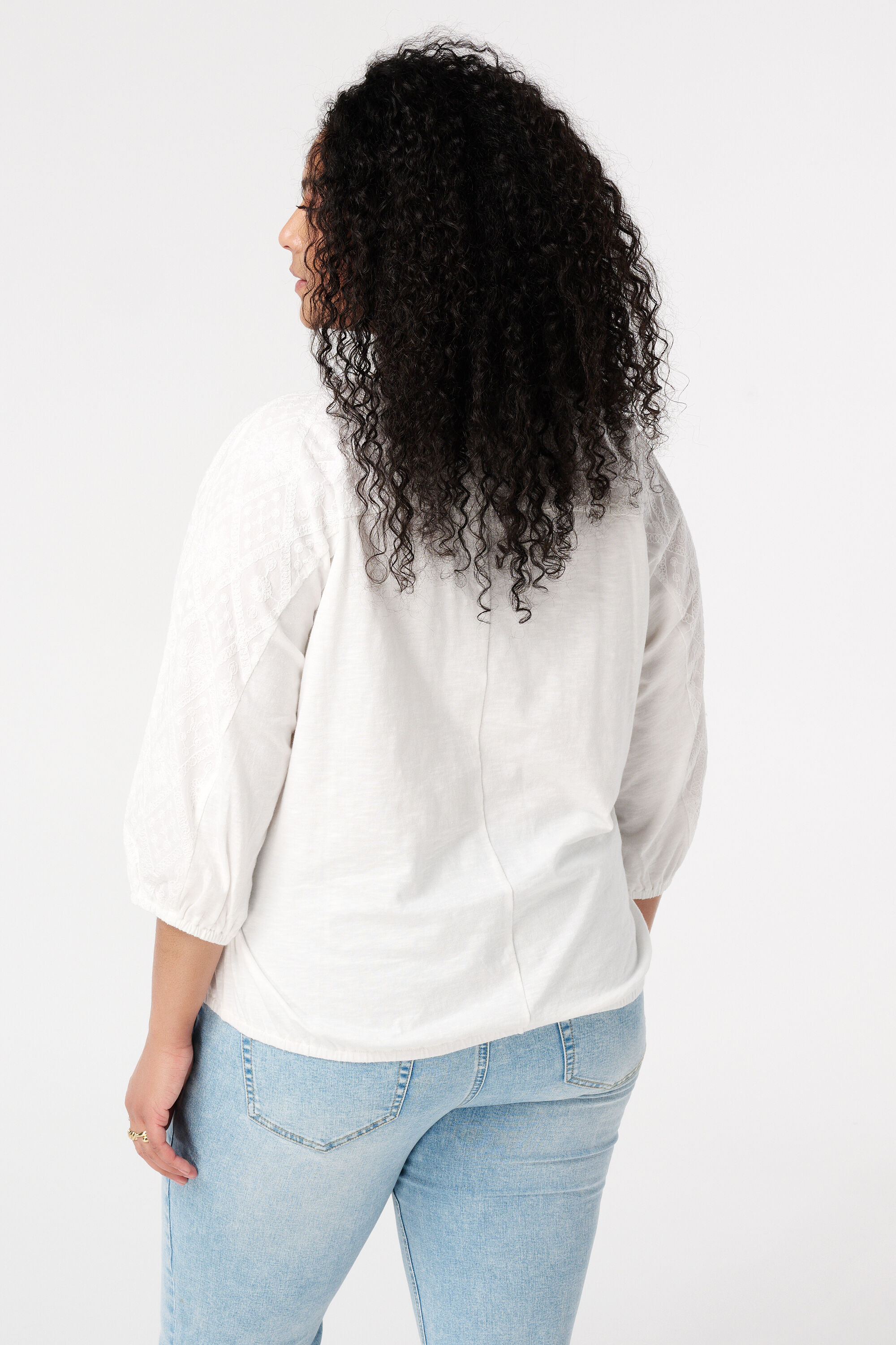 Top met kanten details image number 3