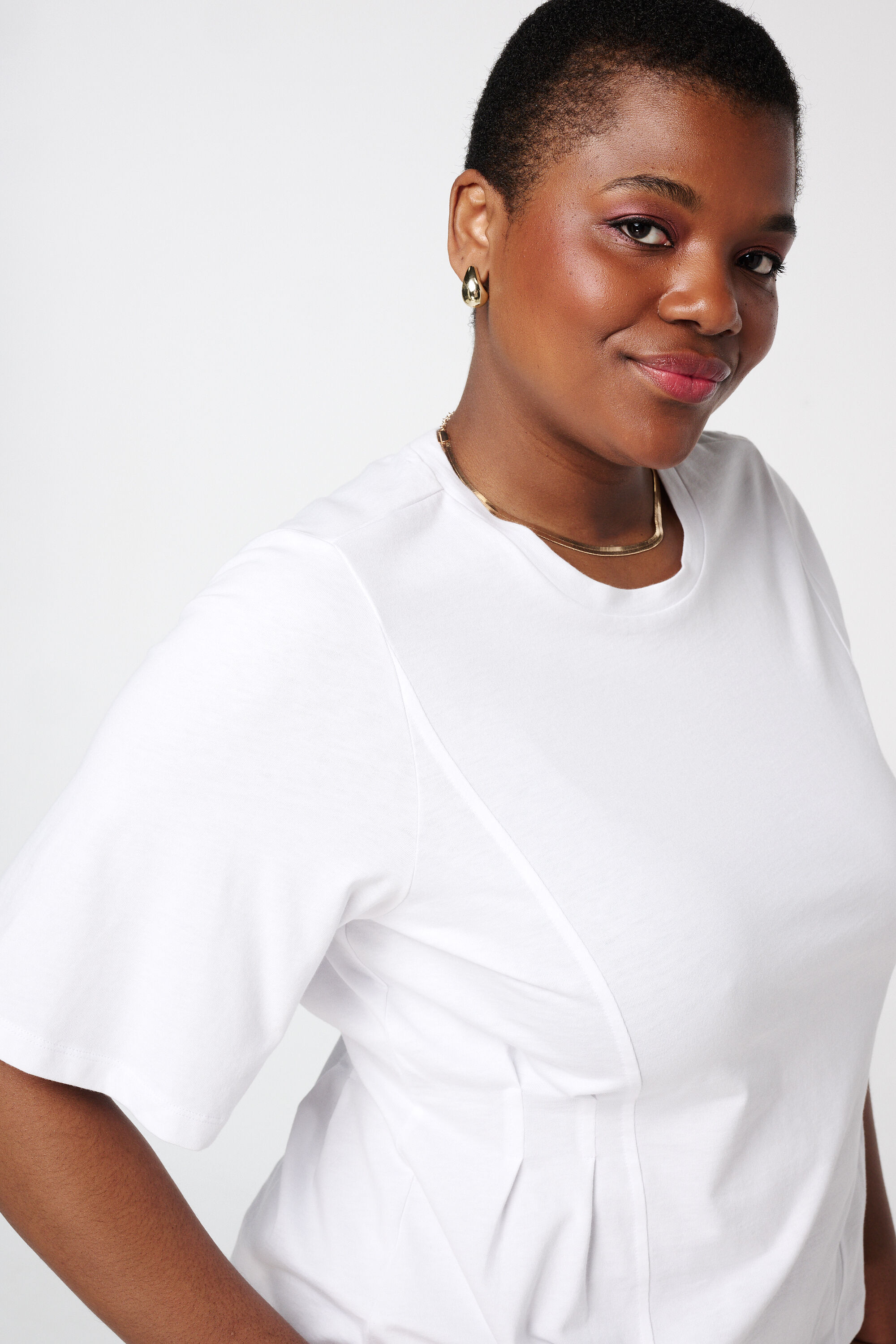 Getailleerde top met plooidetail en deelnaden image number 4