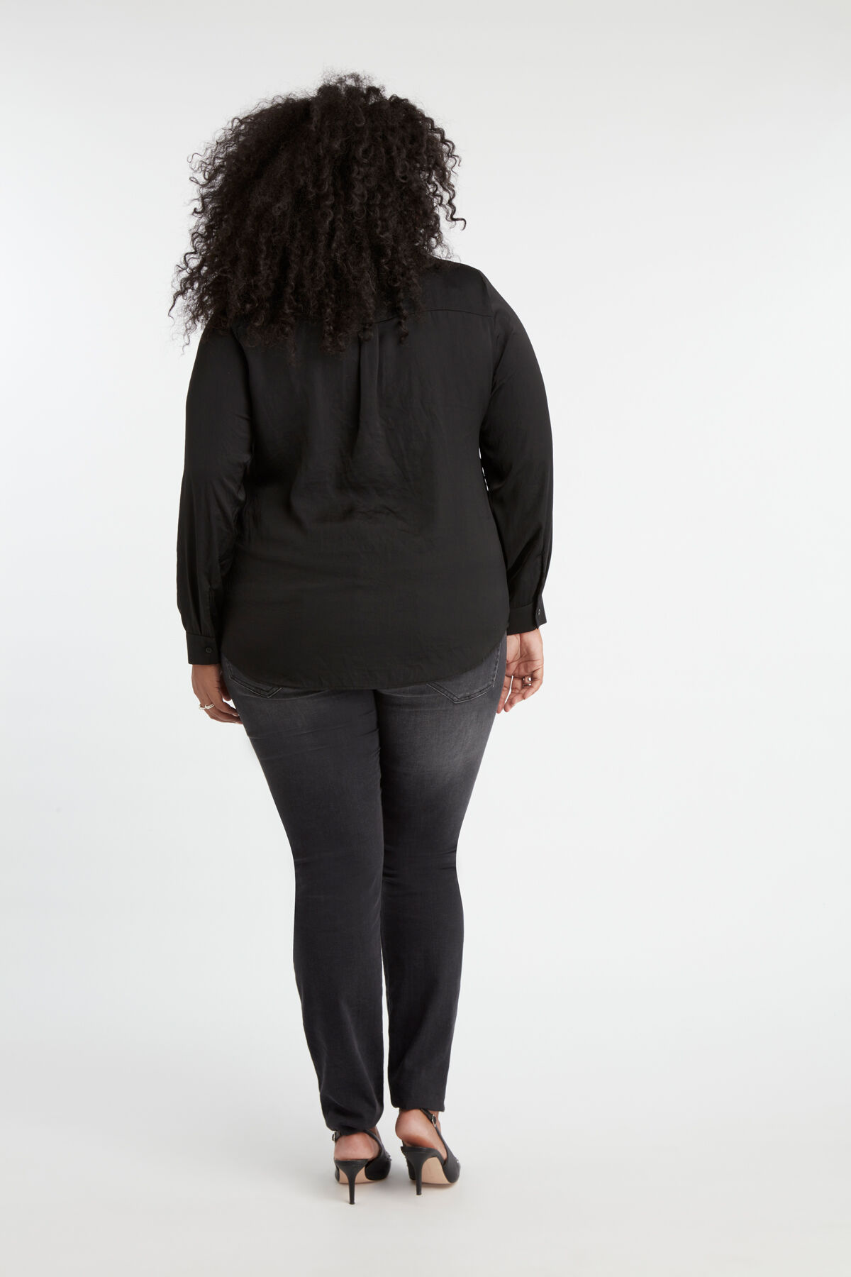 Satijnen blouse image number 3