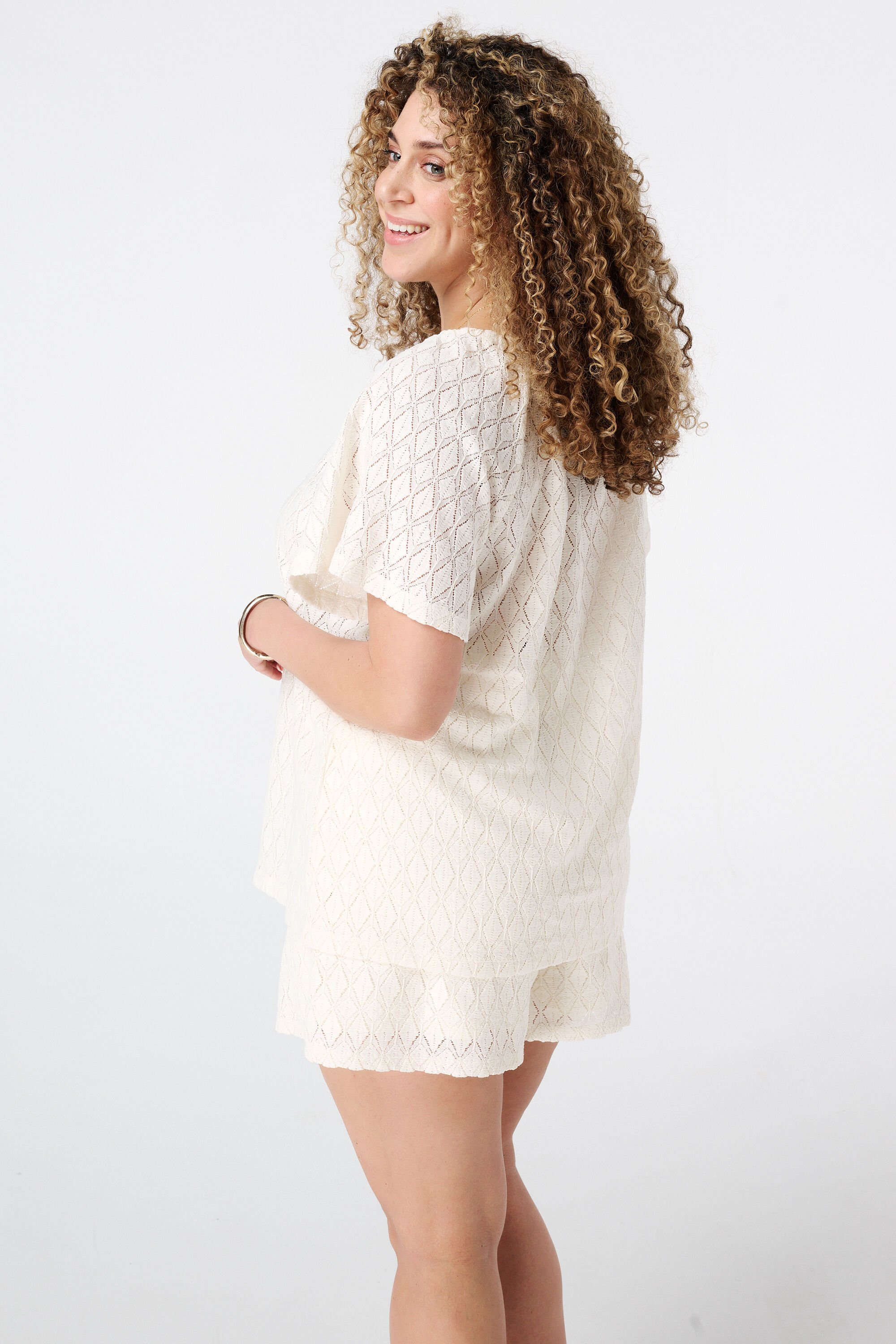 Broderie top met koordjes image number 3