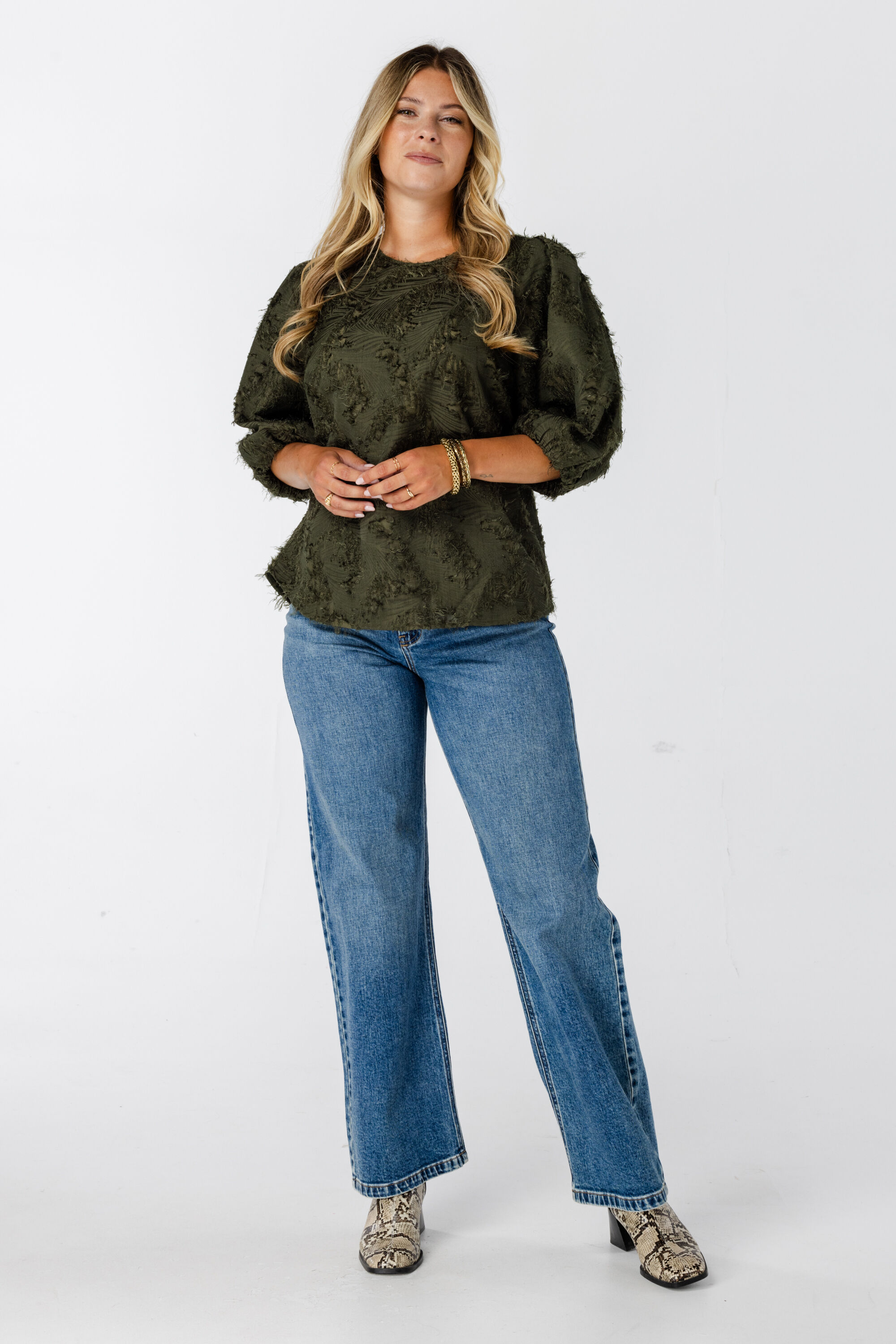 Blouse met korte pofmouw image number 6