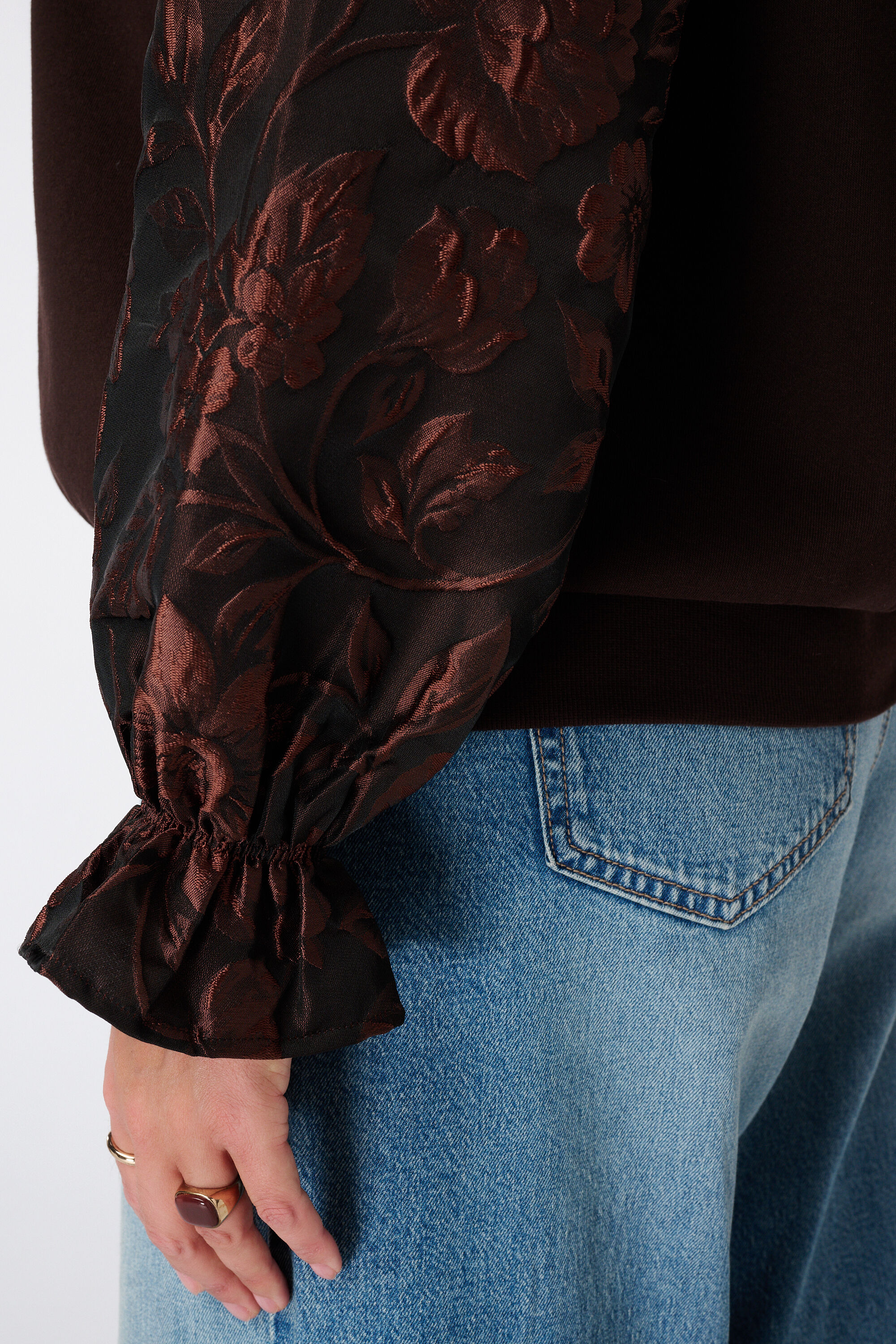 Sweater met jacquard mouwen image number 6
