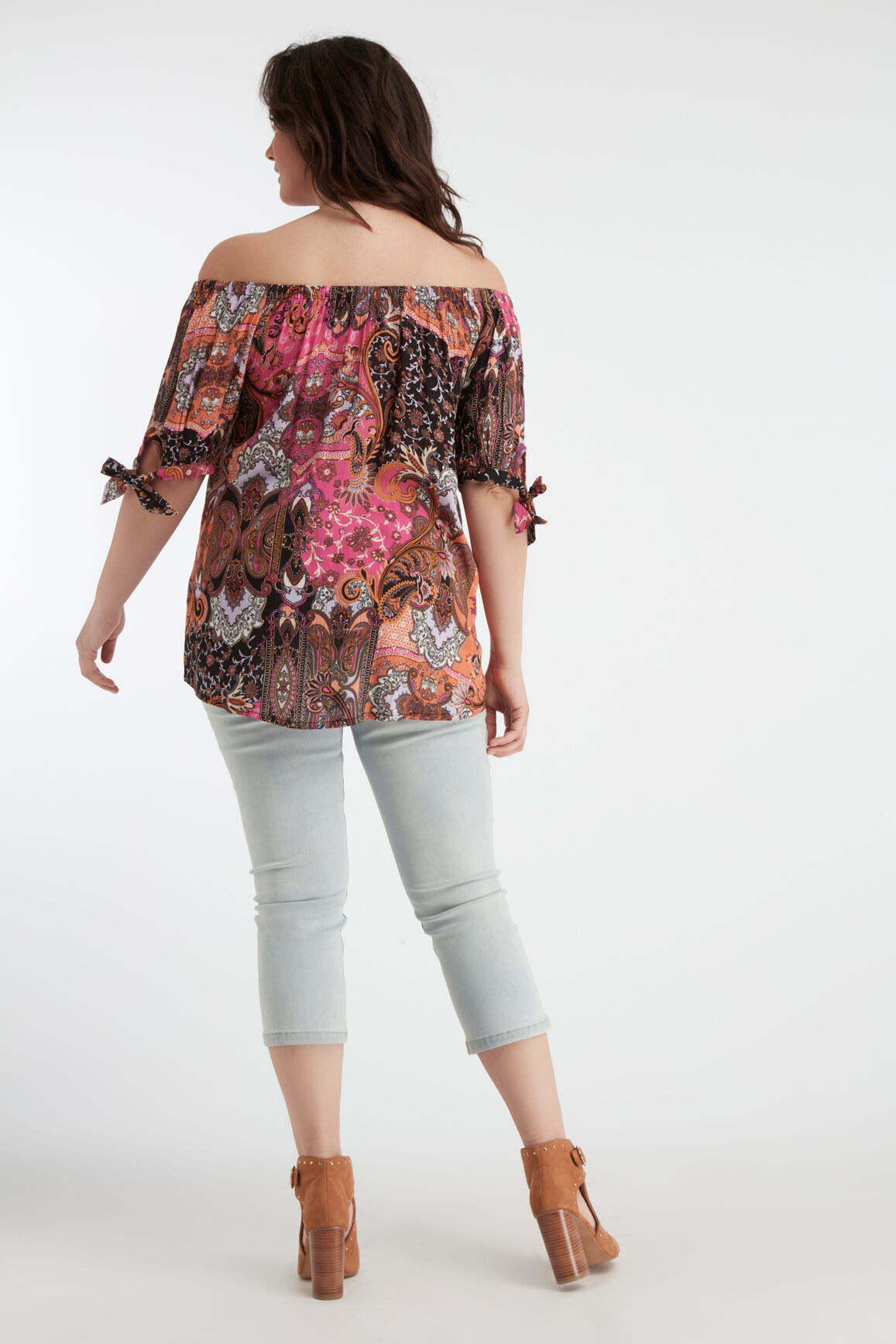 Kleurrijke off-shoulder blouse image number 4