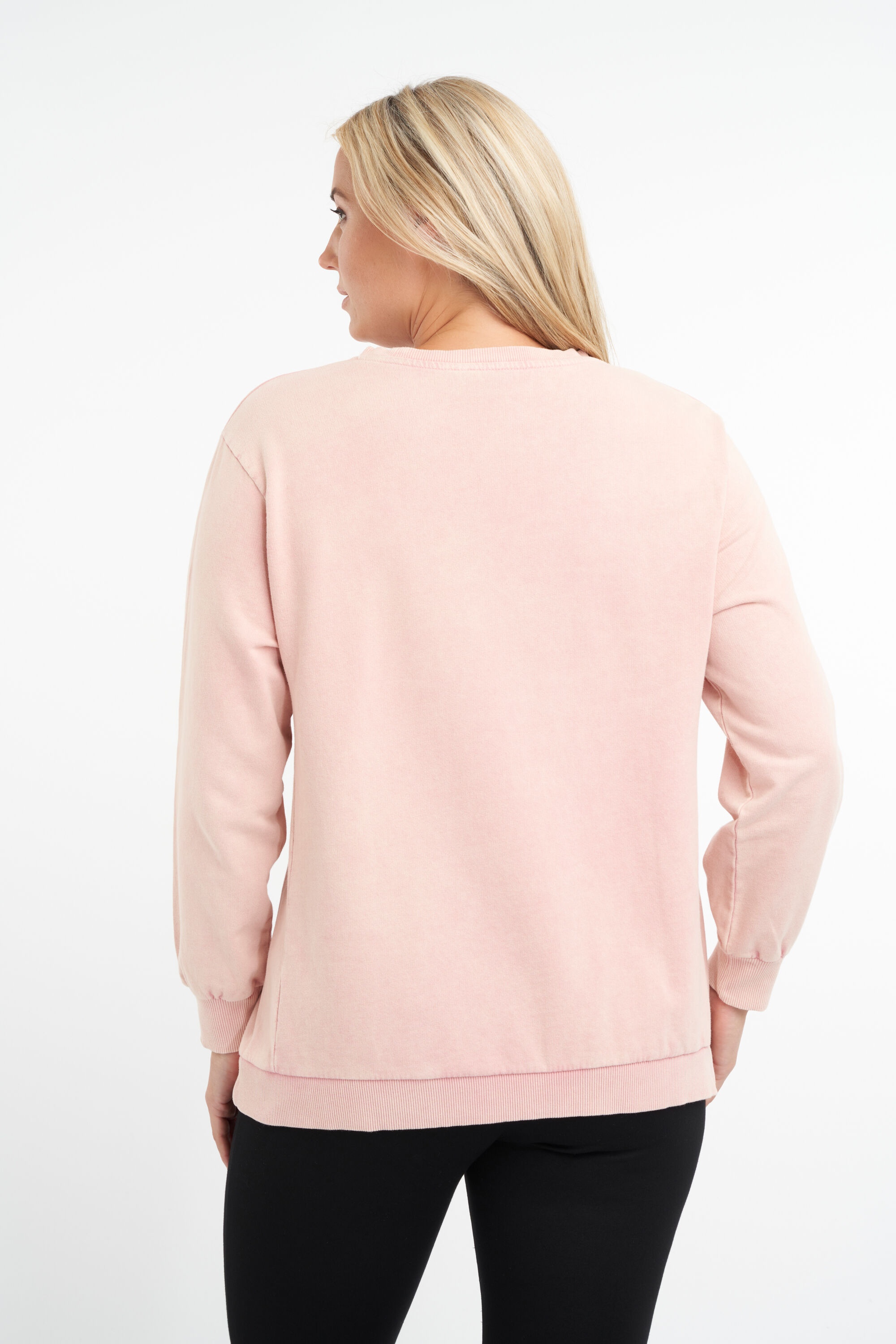 Sweater image number 4