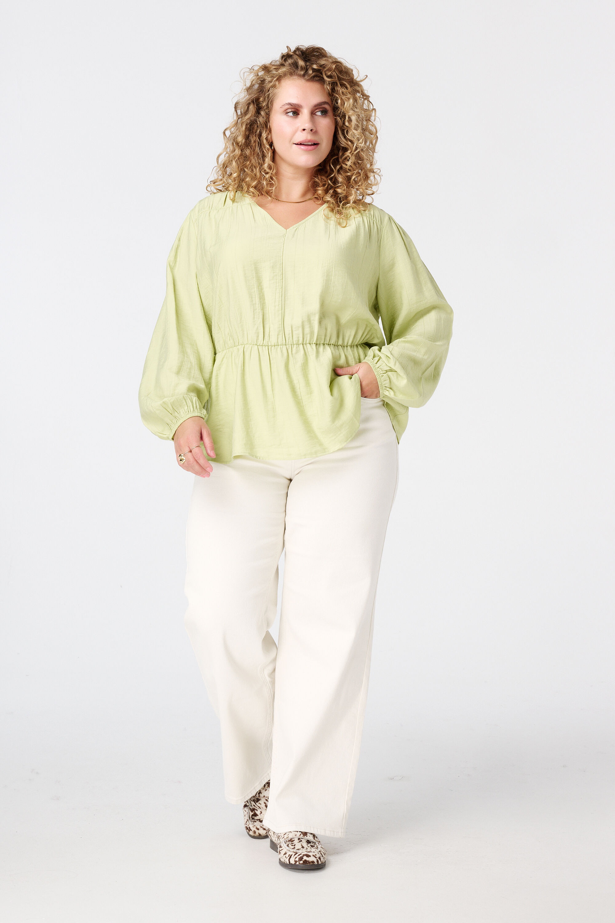 Blouse met peplum effect image number 5