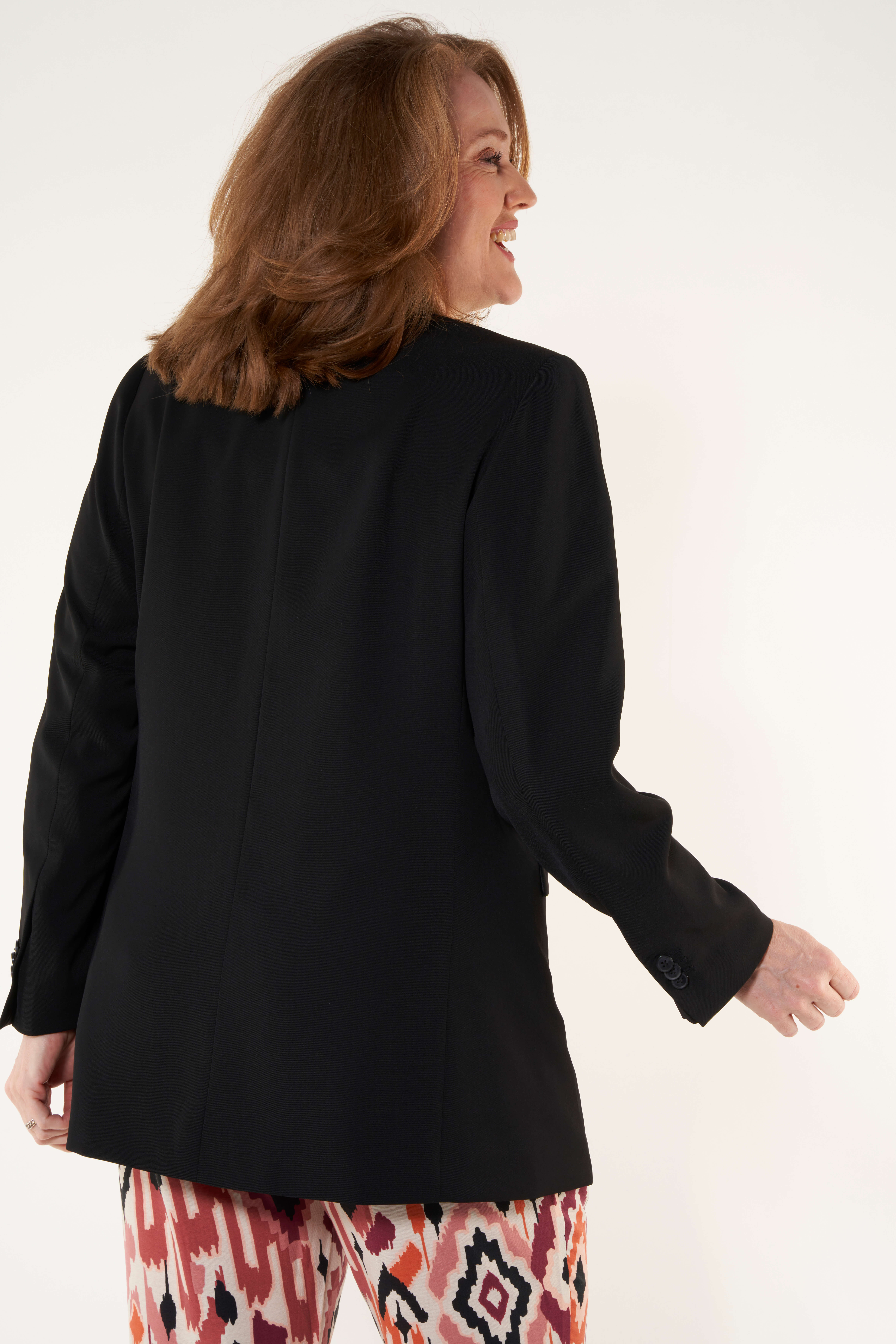 Blazer image number 4