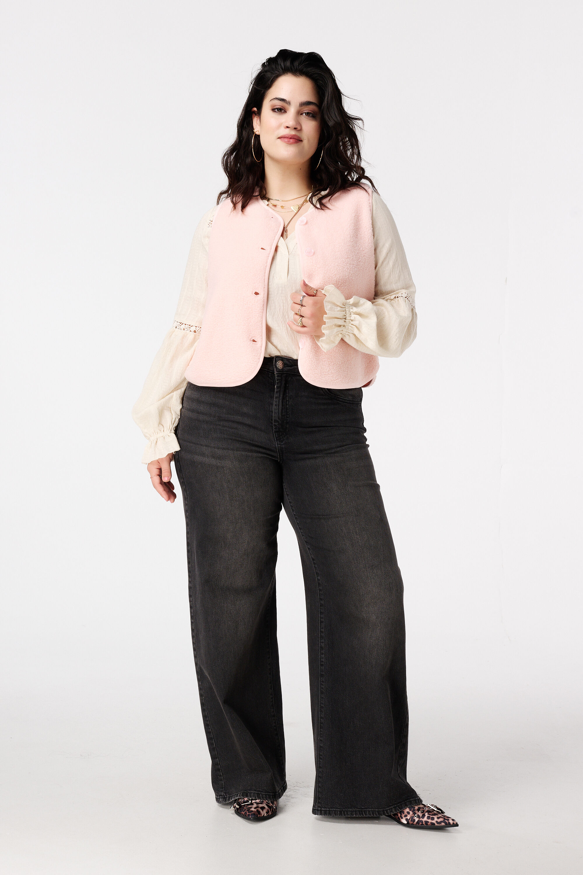 Teddy gilet met knoopsluiting image number 5