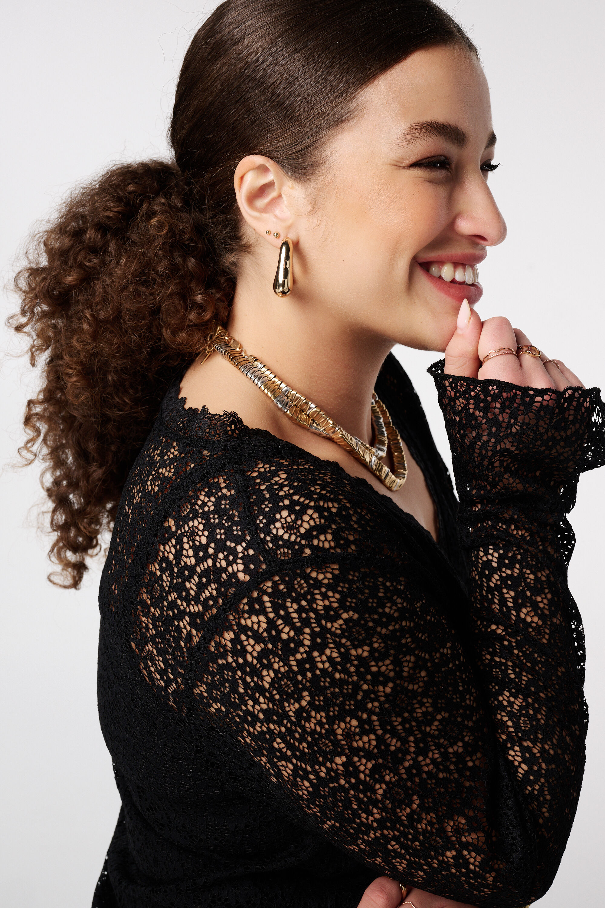 Kanten top met trompetmouwen image number 4