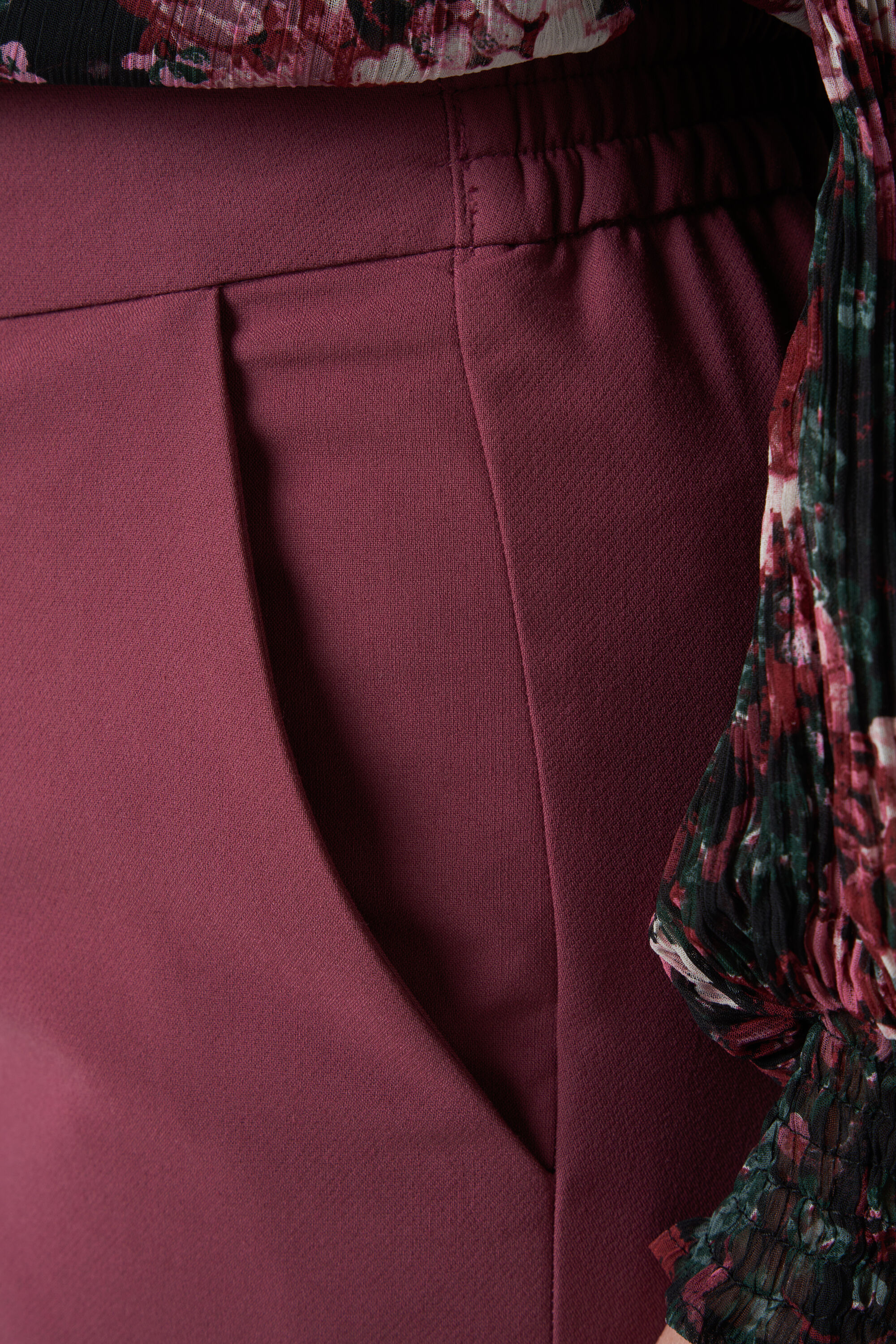 Rechtvallende pantalon image number 5