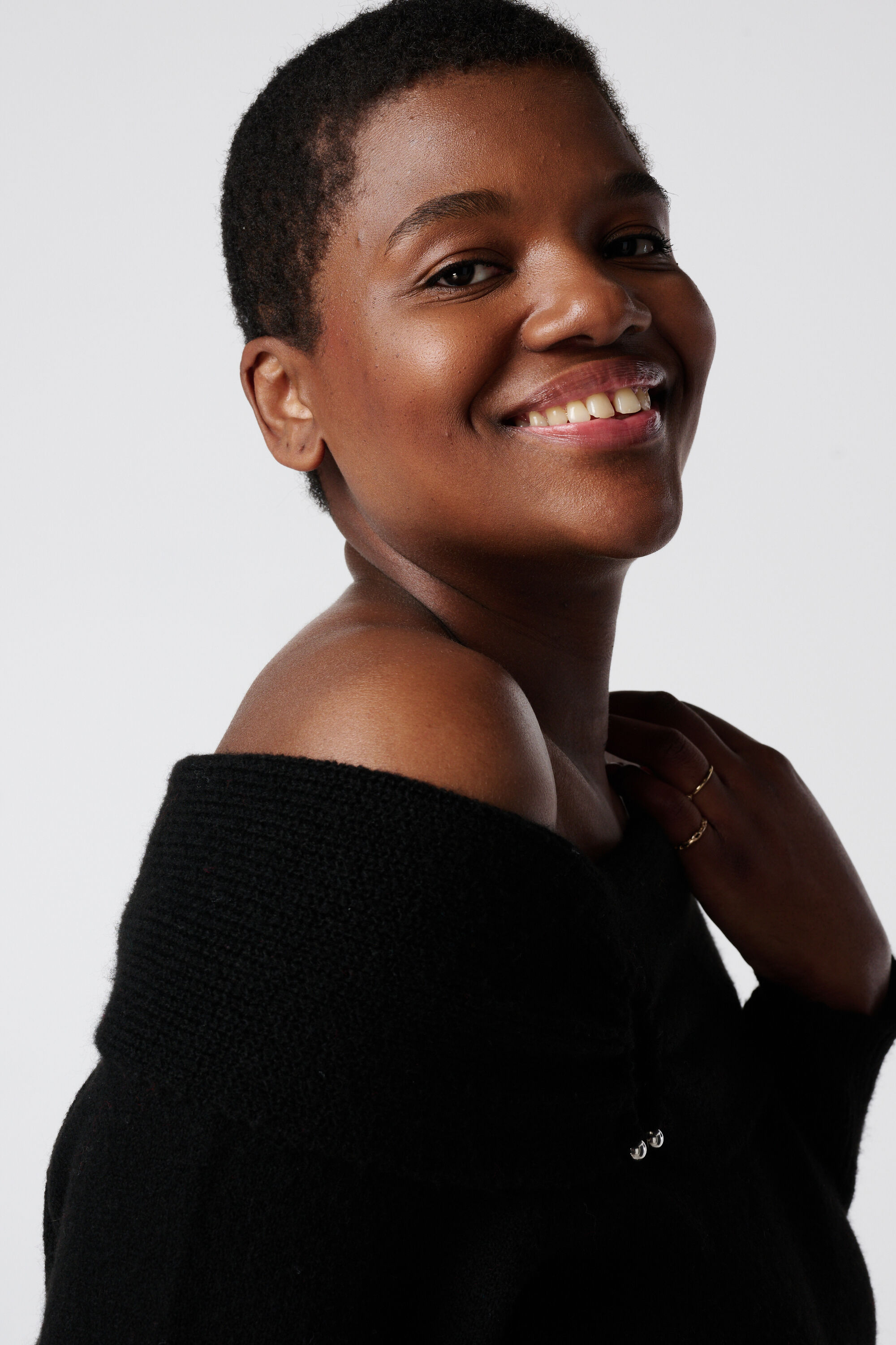 Gebreide off-shoulder trui image number 4