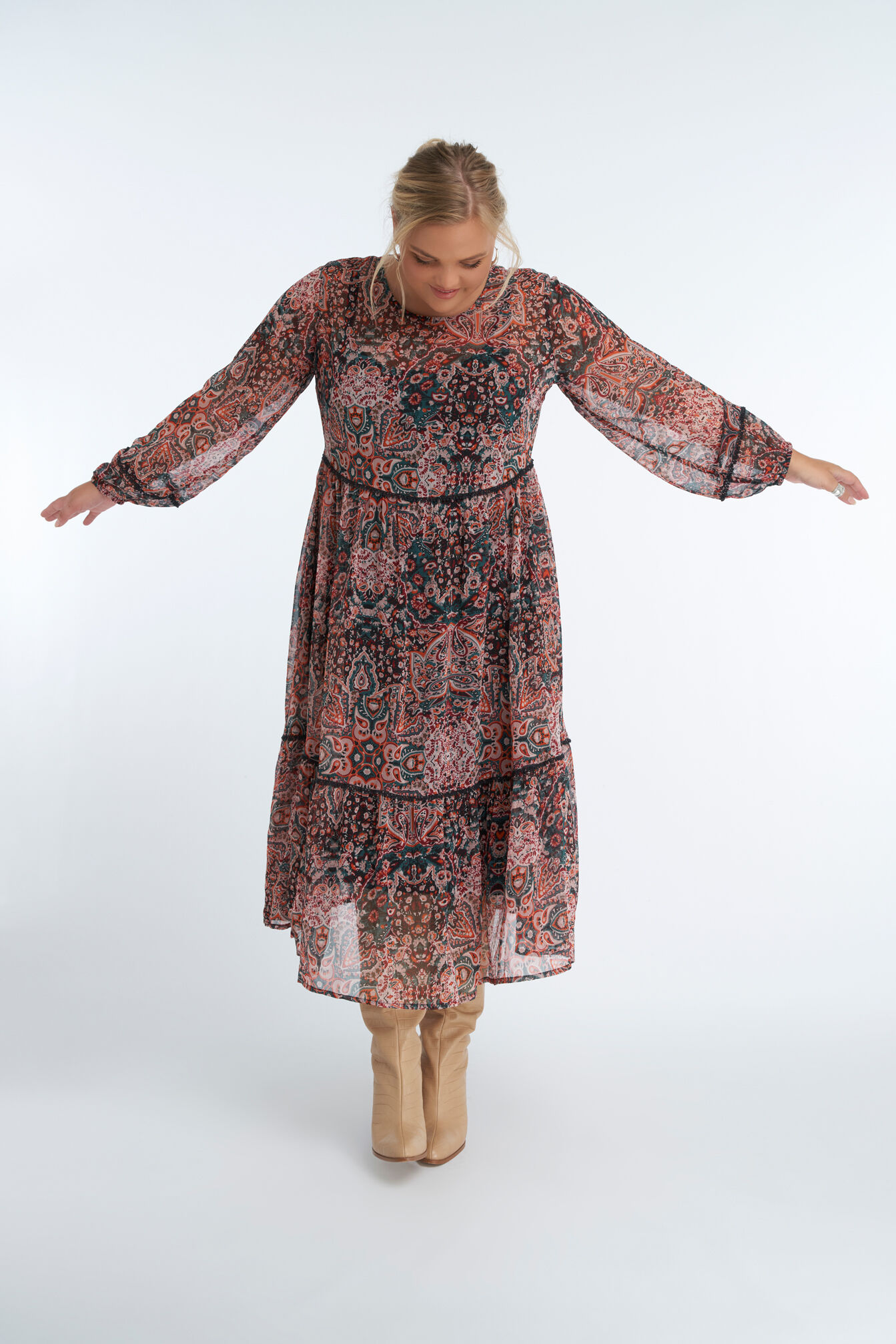 Lange wijde jurk met print image number 6