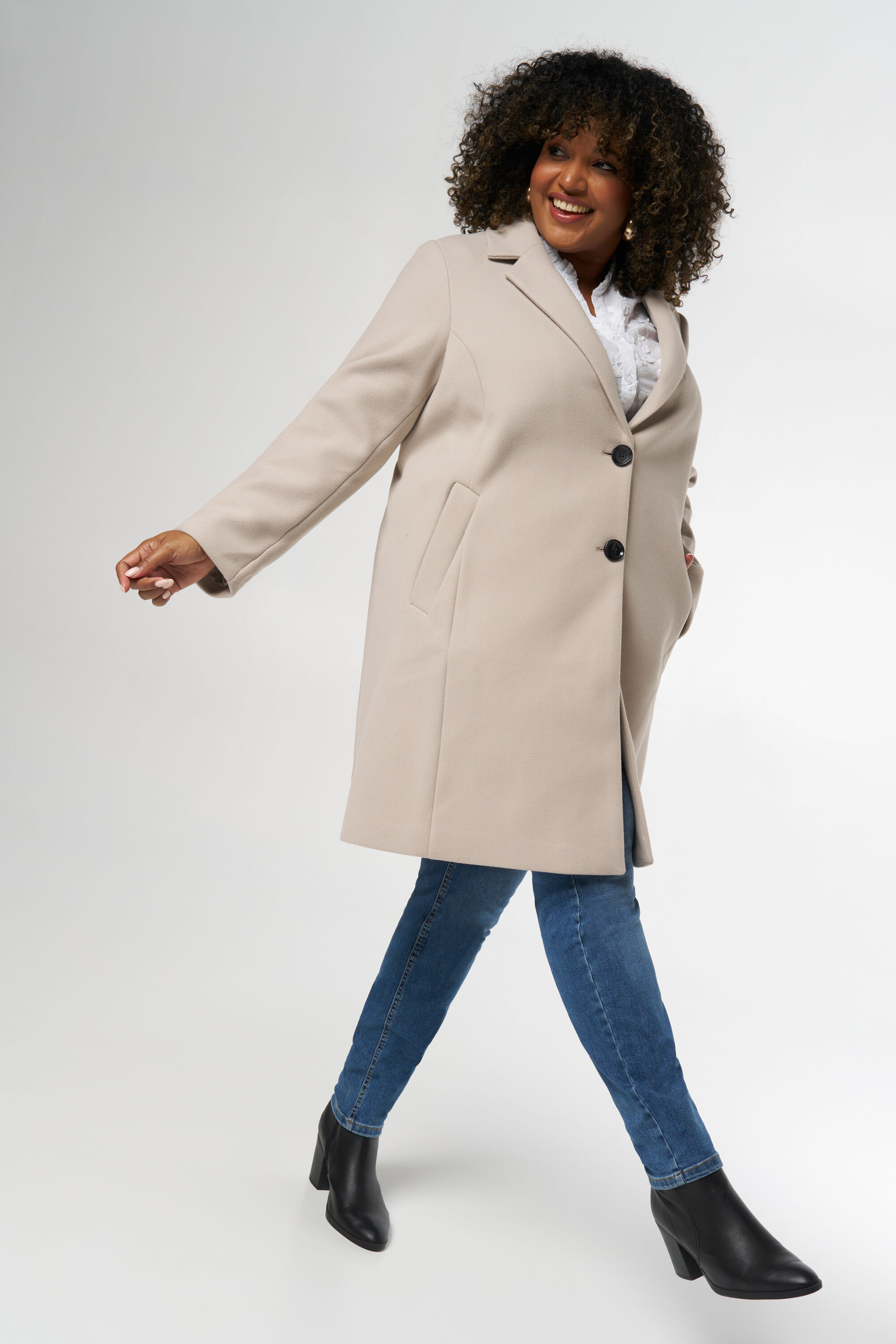 Mantel met knoopsluiting image number 5