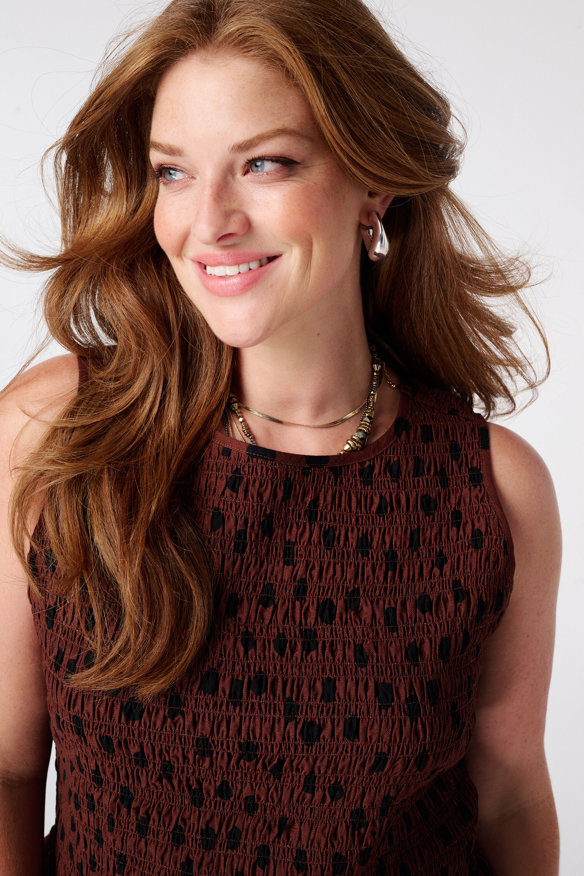 Gesmokte blouse met polka dot image number 4