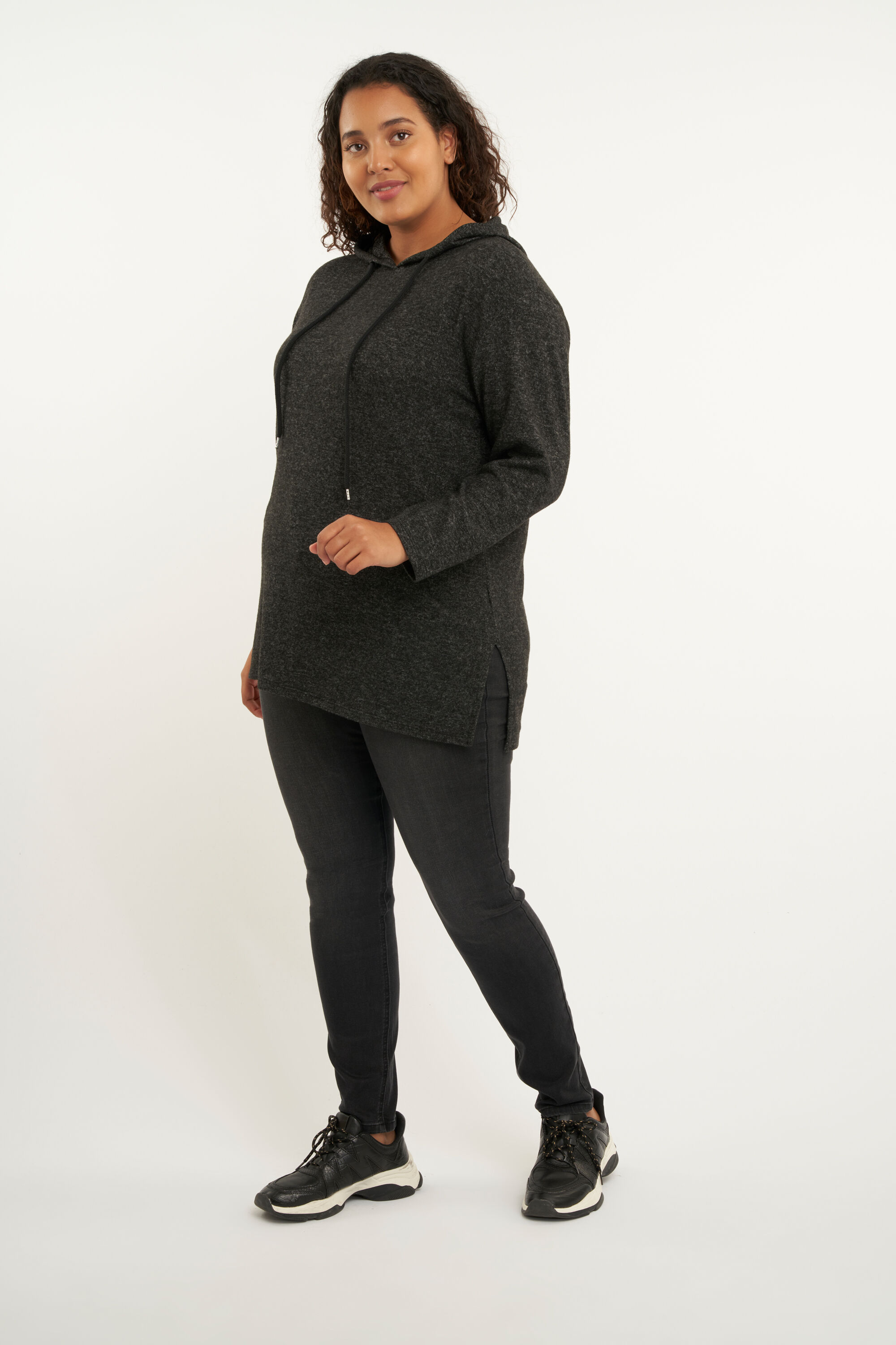 Hoodie image number 6