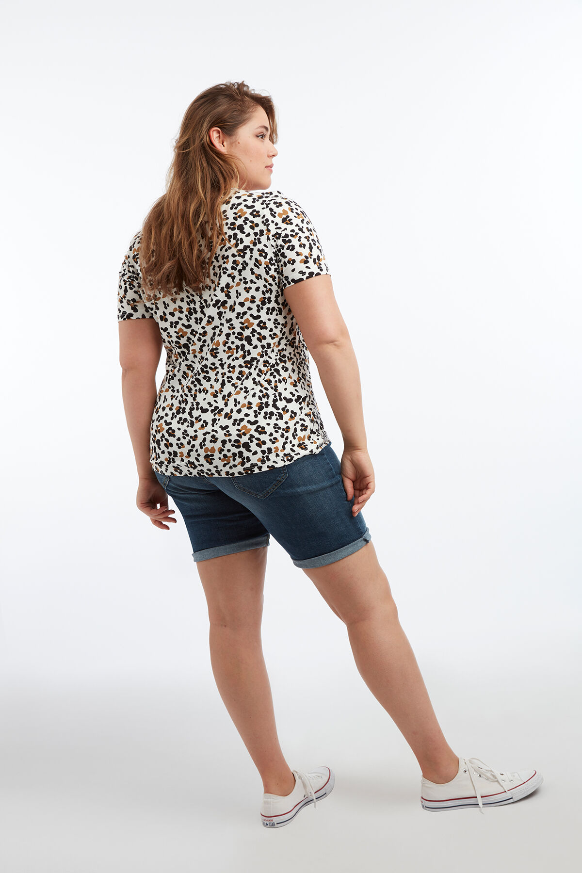 T-shirt met V-hals en print image number 3