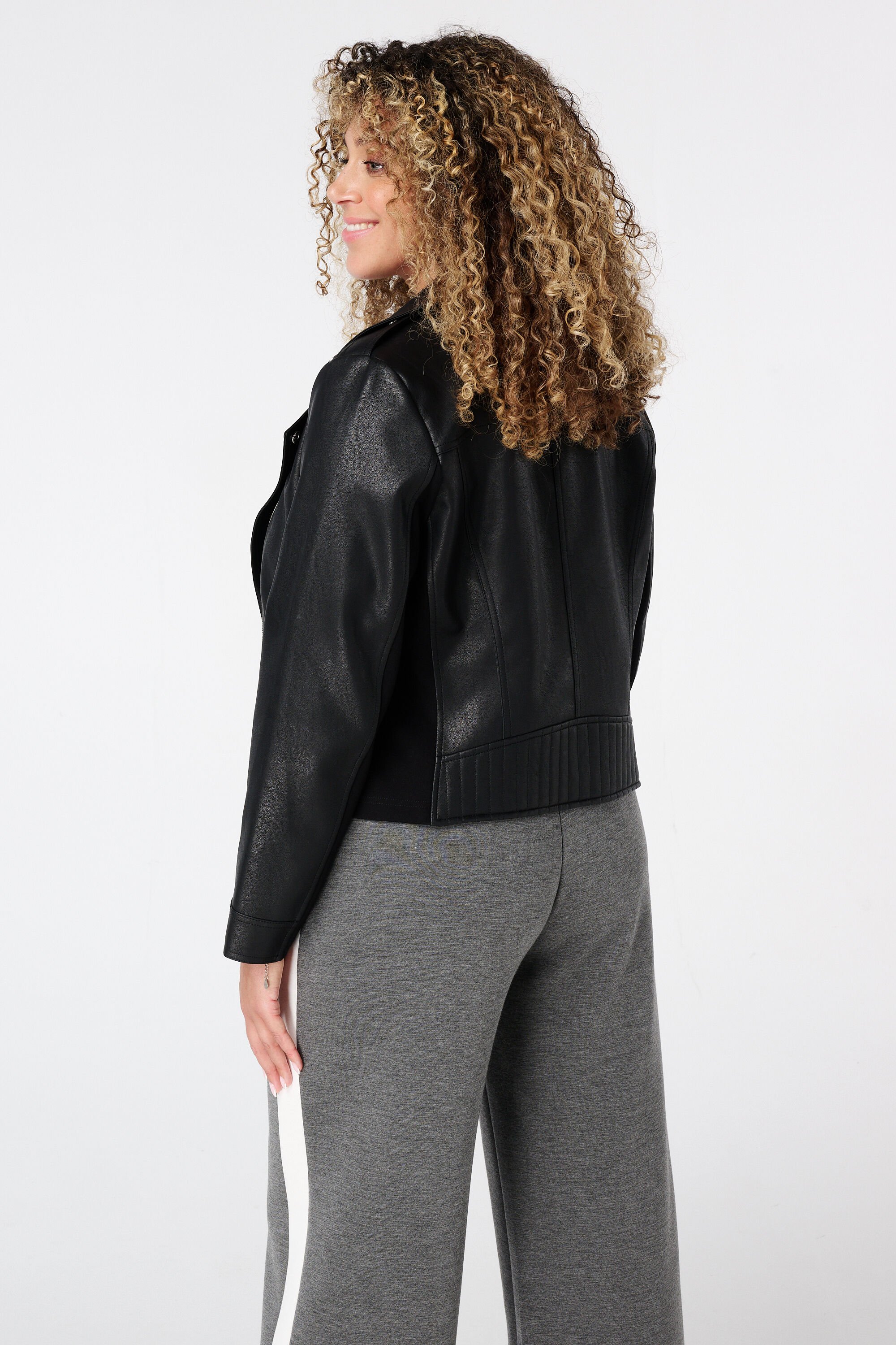  Bikerjasje van imitatieleer image number 3