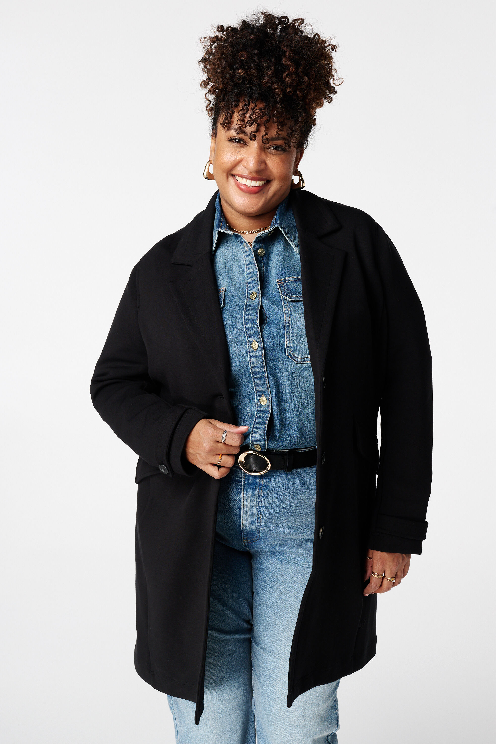 Manteljas met knoopsluiting