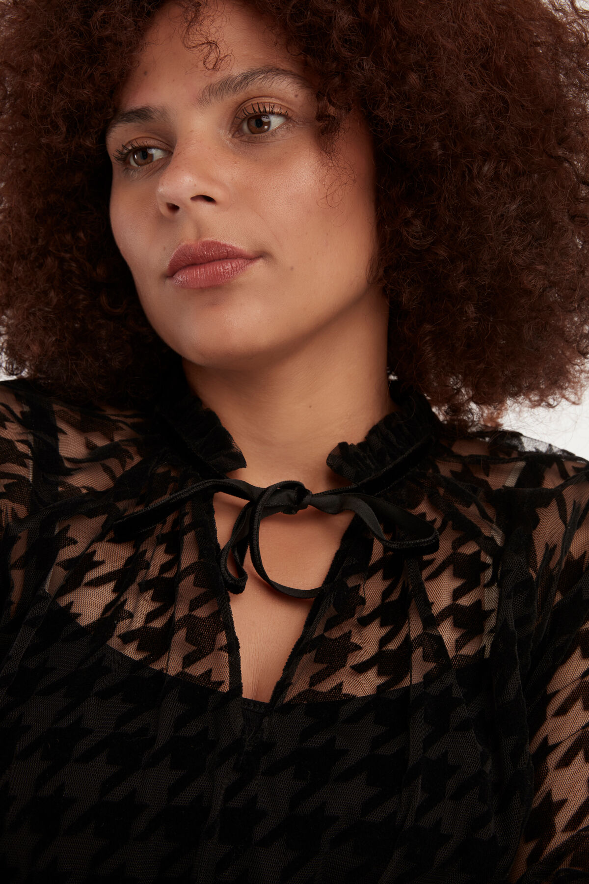 Transparante blouse met pied-de-poule print image number 4