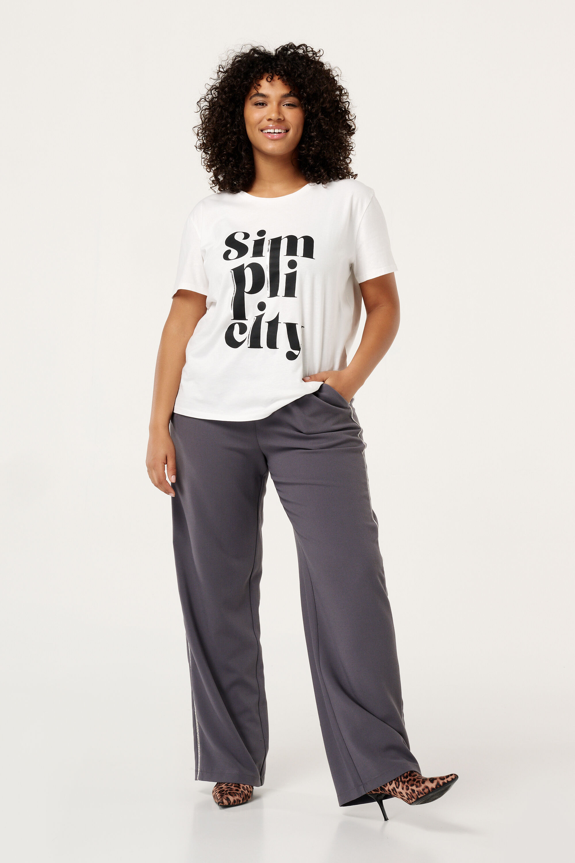 T-shirt met tekst image number 5