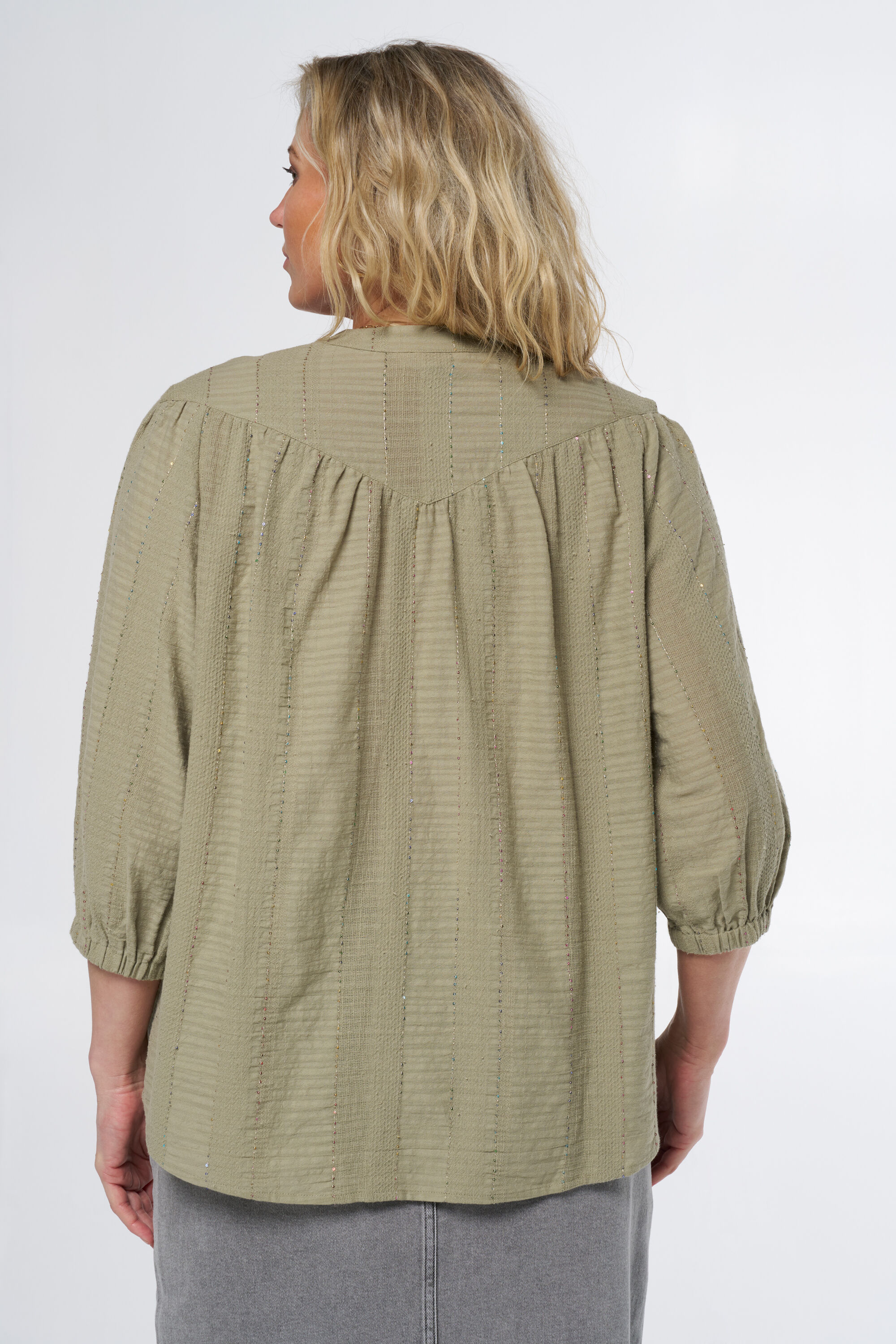 Blouse met details image number 3