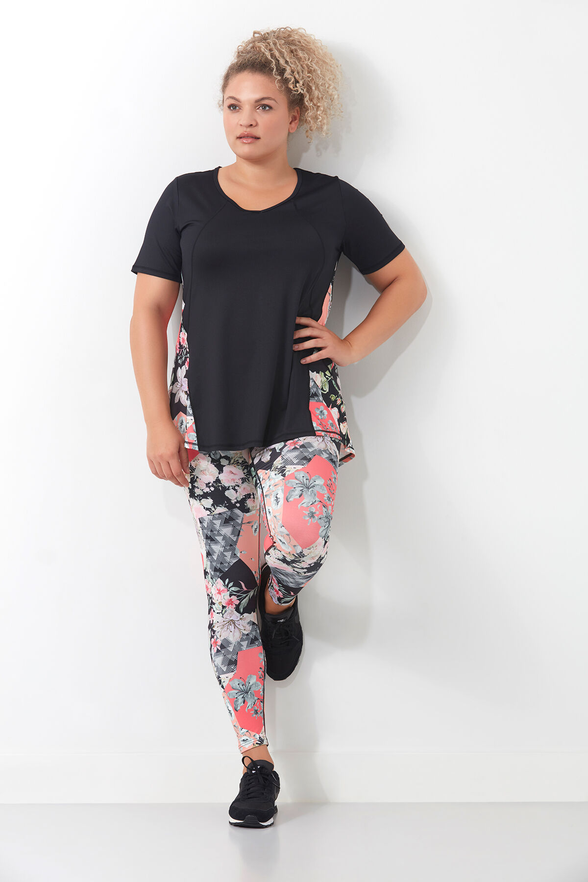 Sportlegging met bloemenprint image number 6