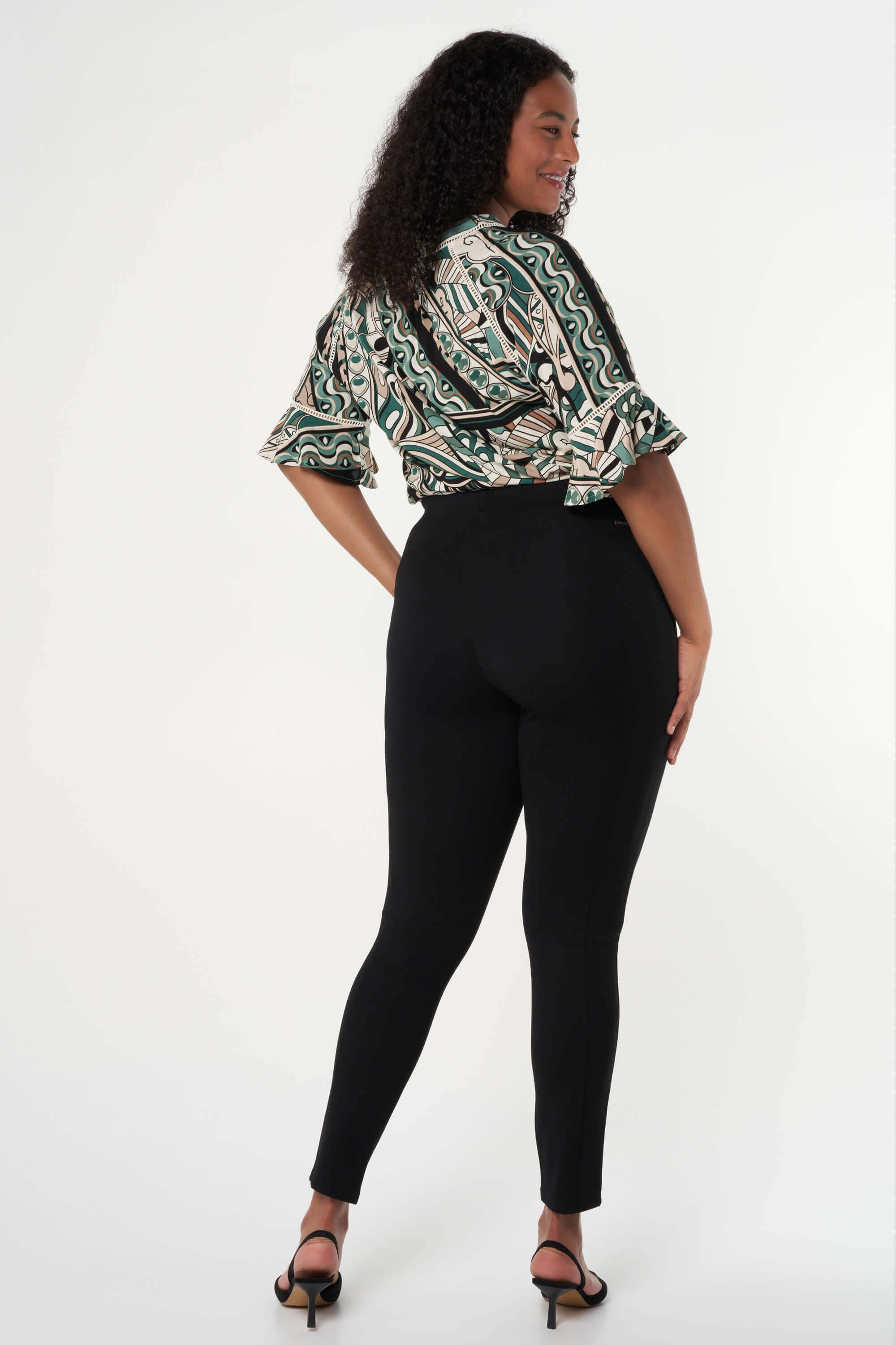 Tregging  image number 4