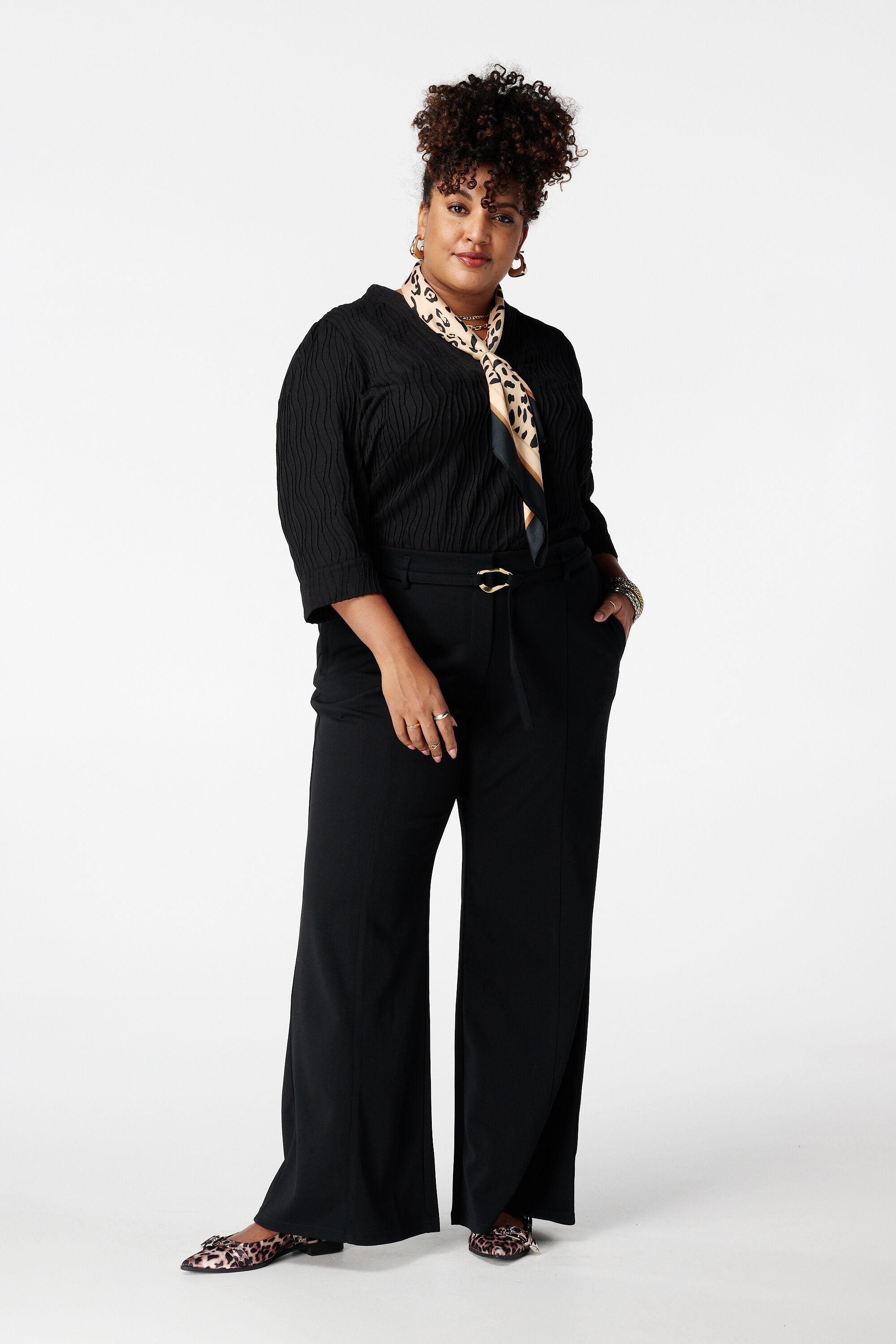 Rechte pantalon met ceintuur