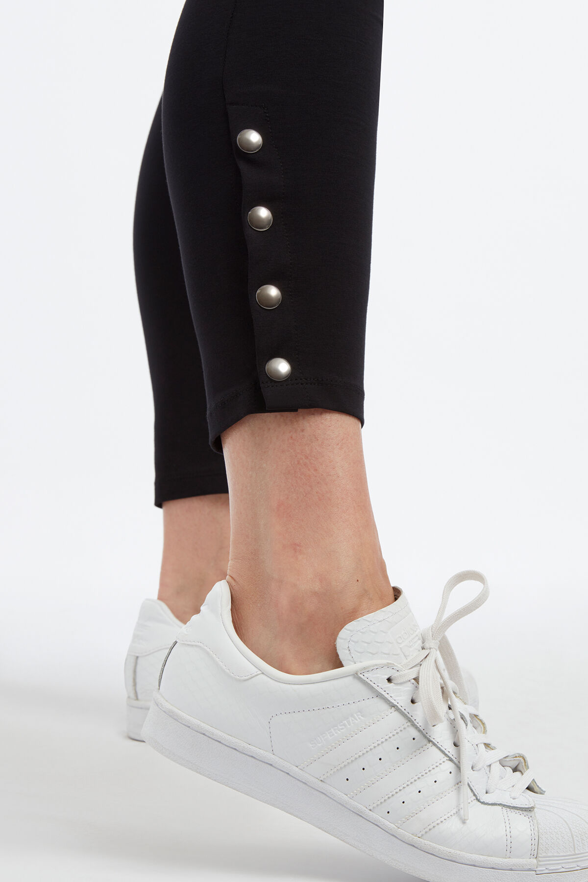 Legging met knoop detail image number 5