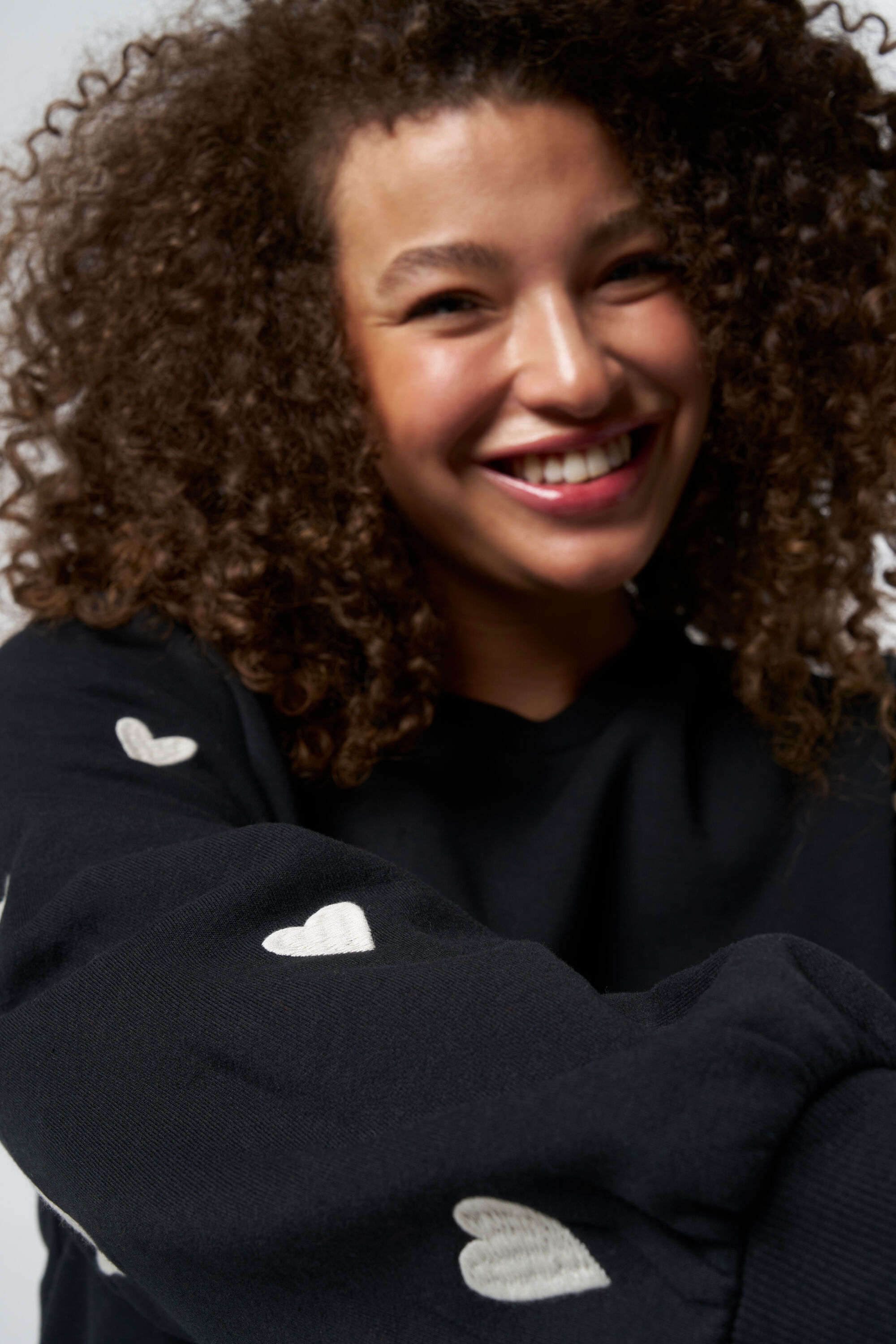 Trui met hartjes mouwen image number 4