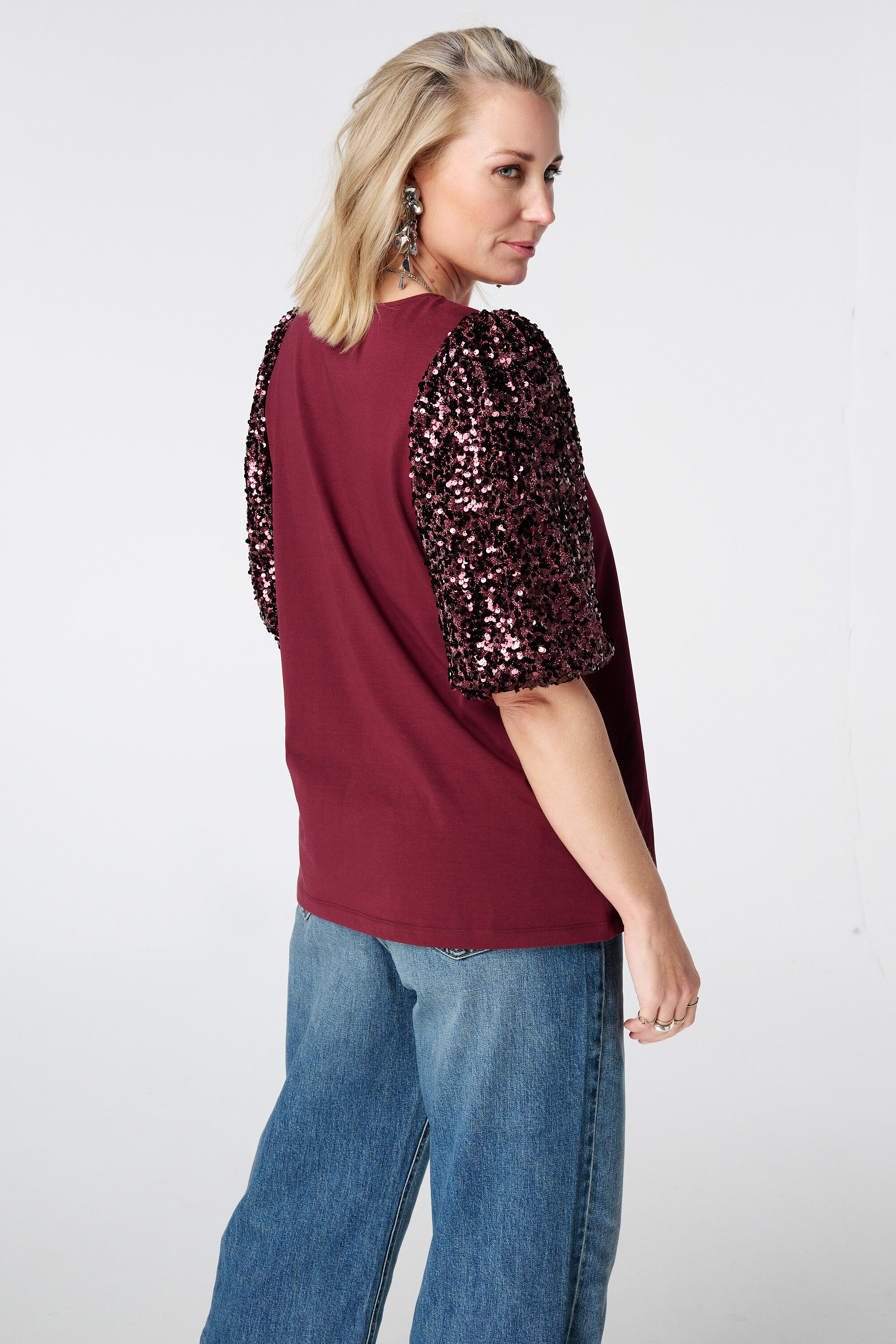 Top met pailletten pofmouwen image number 3